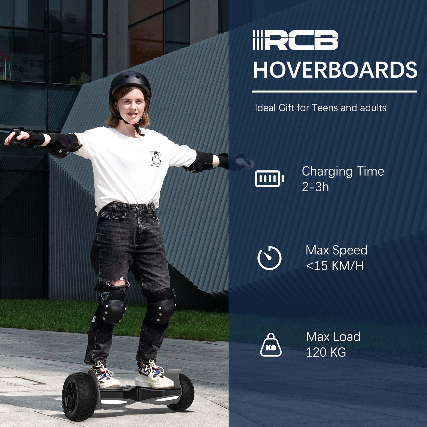 Giovane donna su hoverboard con equipaggiamento di sicurezza. Testo: Velocità max. <lt/> 15 KM/H.