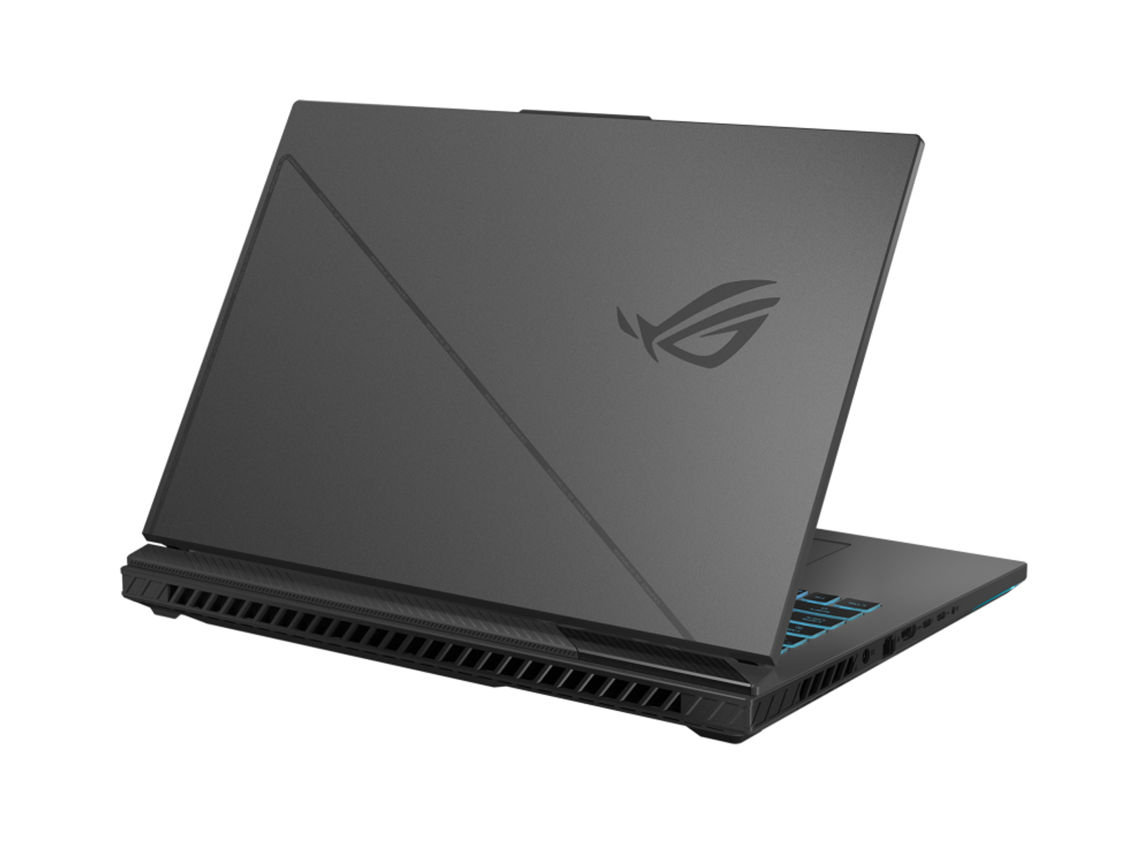 Una computadora portátil gris oscuro está abierta sobre un fondo blanco. La parte trasera muestra el logotipo ROG.