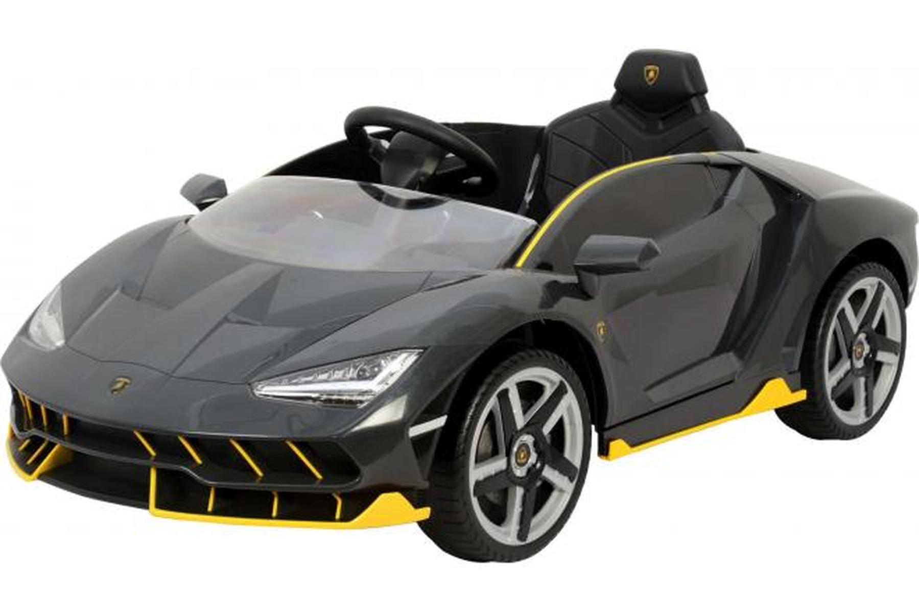 Graues Spielzeugauto mit gelben Akzenten. Es hat ein Lenkrad und einen schwarzen Sitz. Die Räder sind grau.
