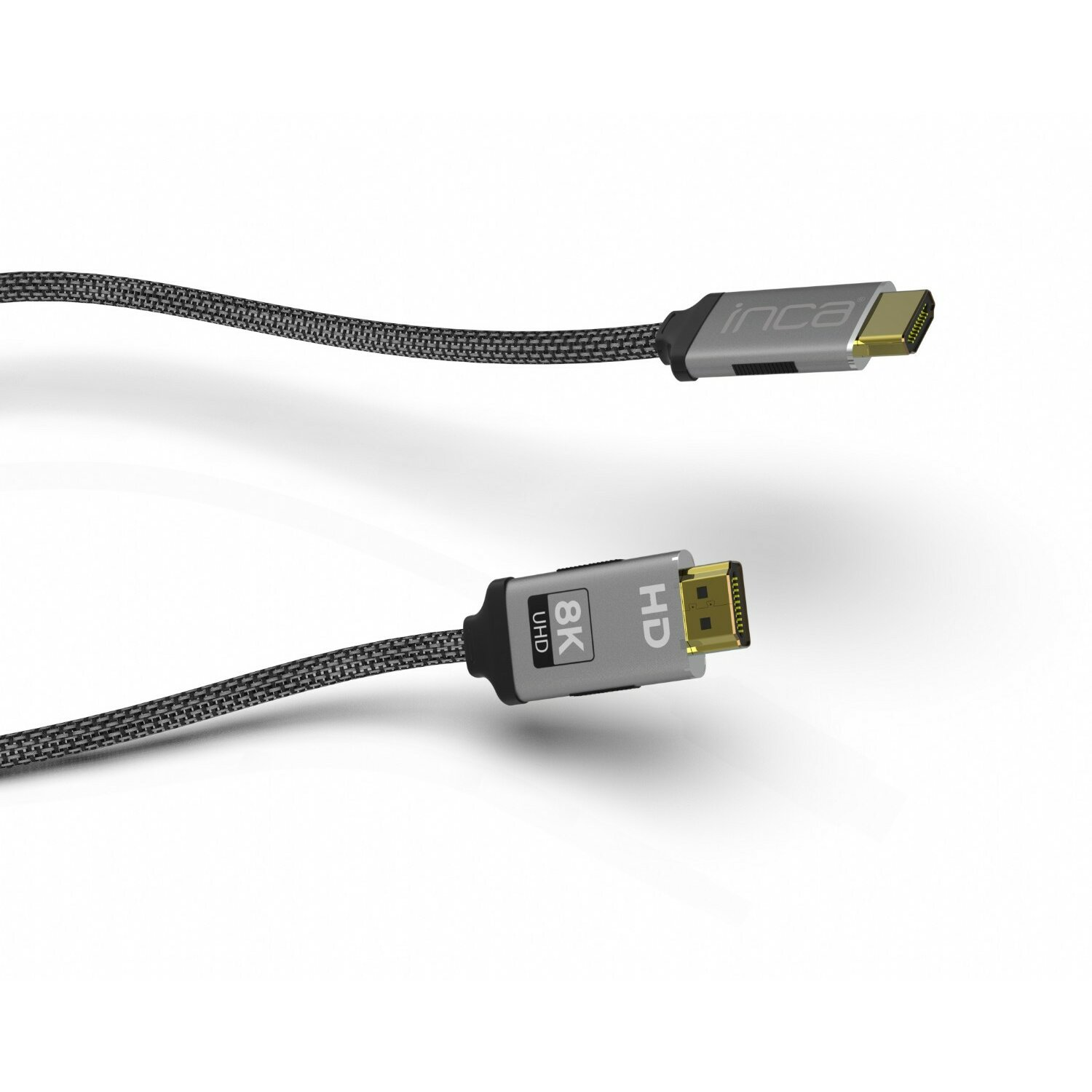 'inca' logosu ve 8K UHD işaretli gri ve siyah HDMI kablosu.