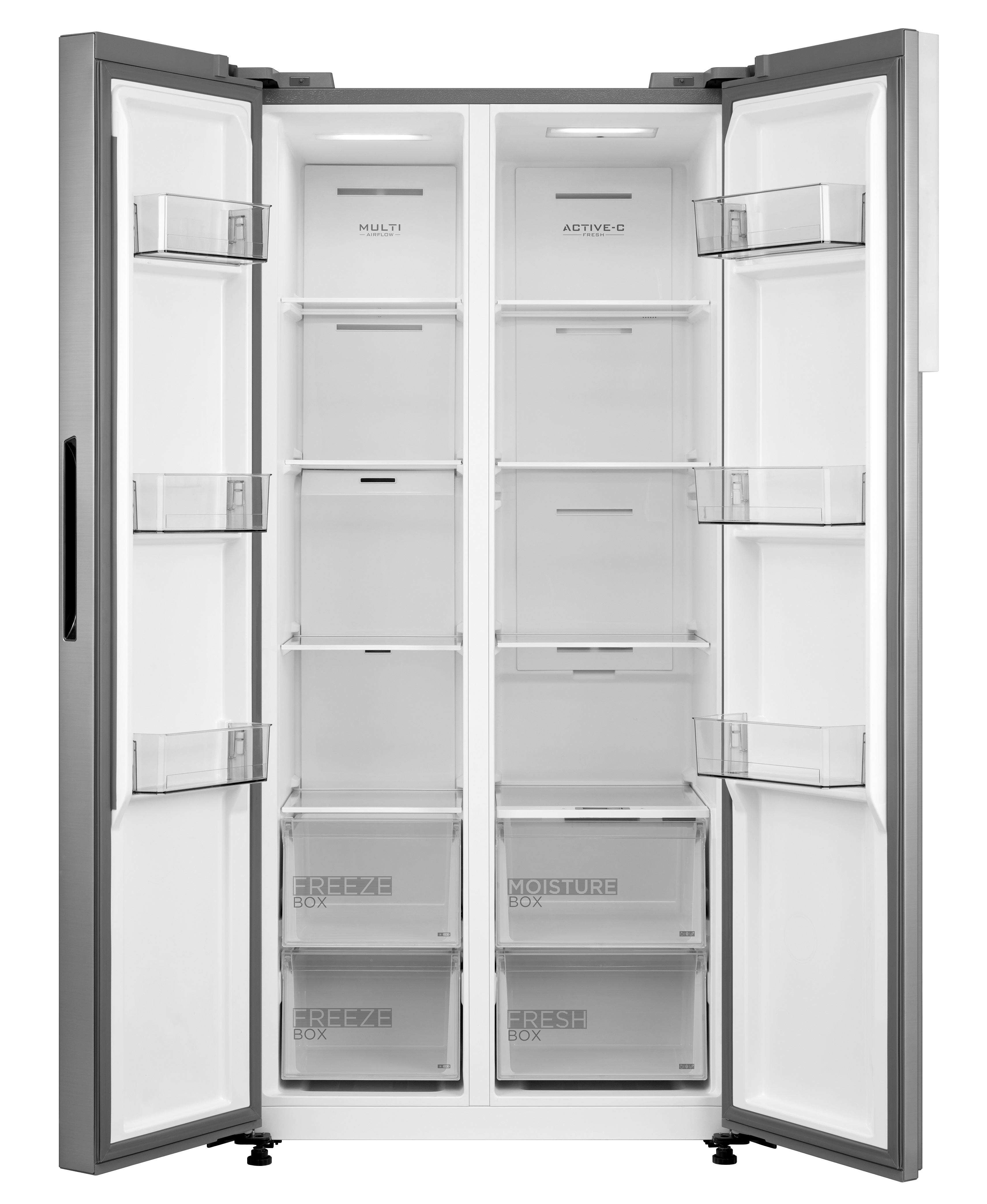 Un refrigerador de acero inoxidable con puertas abiertas revela estantes, cajones y almacenamiento. Está vacío.
