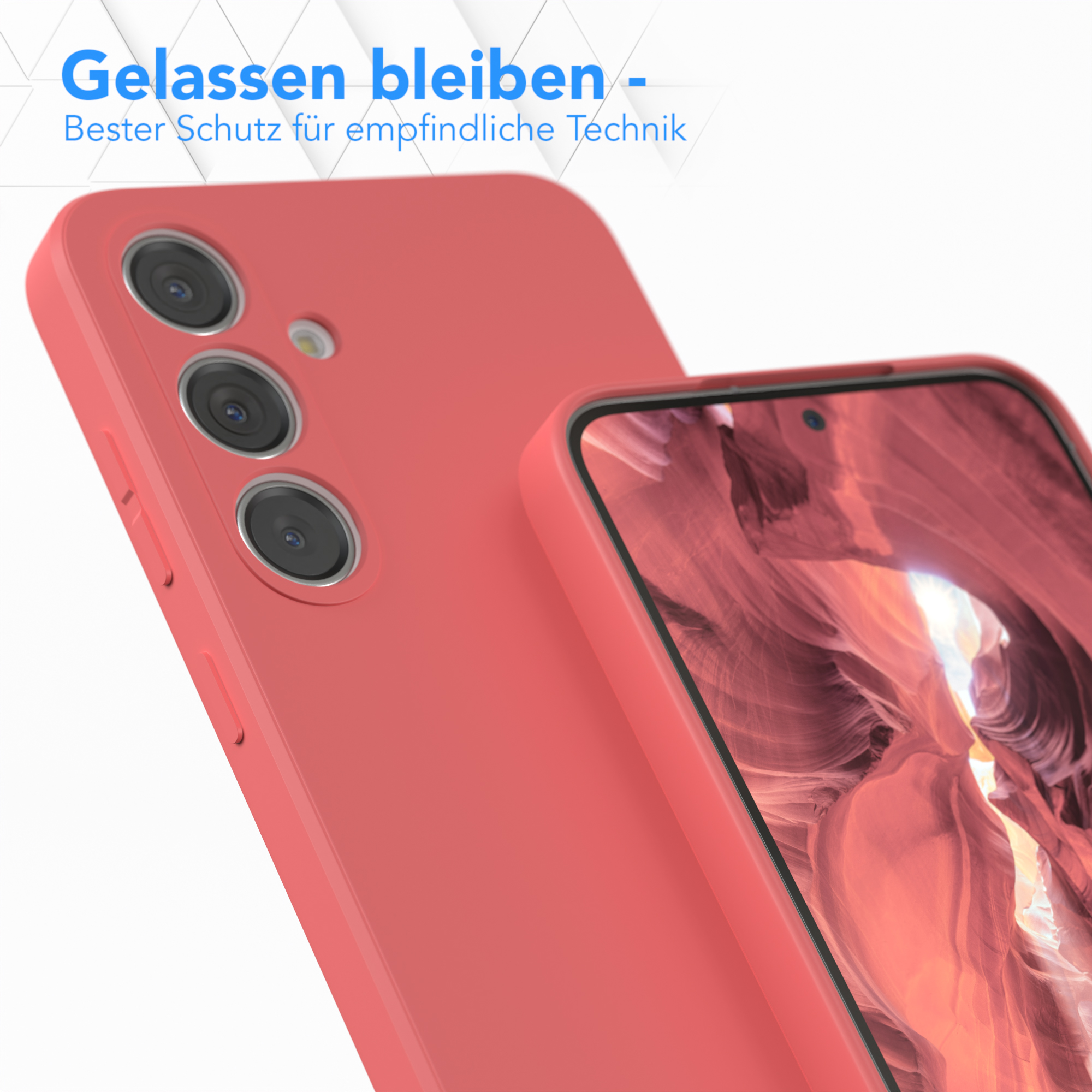 Zwei korallenfarbene Handyhüllen nebeneinander, eine mit Kameraausschnitt. Der Hintergrund ist weiß.