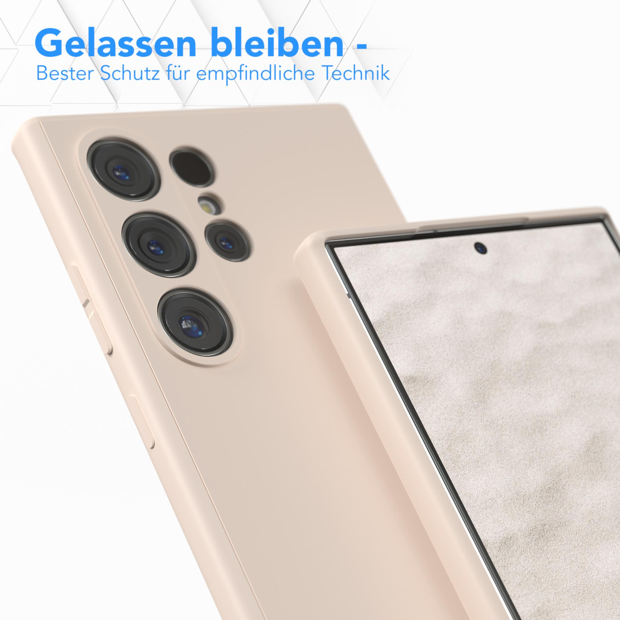 Beige Handyhülle mit Kameralinsen, mit Telefon im Hintergrund und weißem Hintergrund.