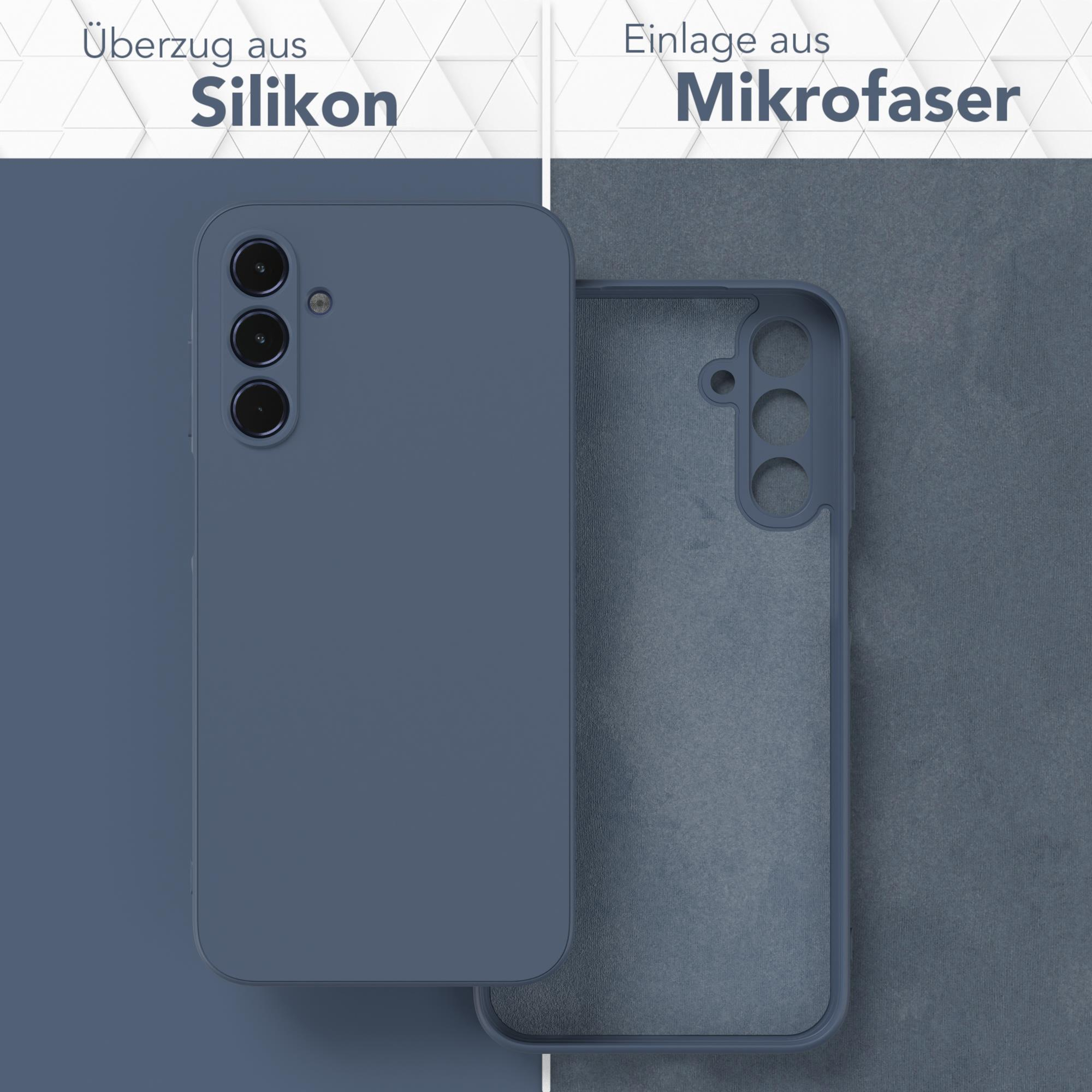 Zwei Teile einer blauen Handyhülle. Einer ist die Silikonhülle, der andere das Mikrofaserfutter.