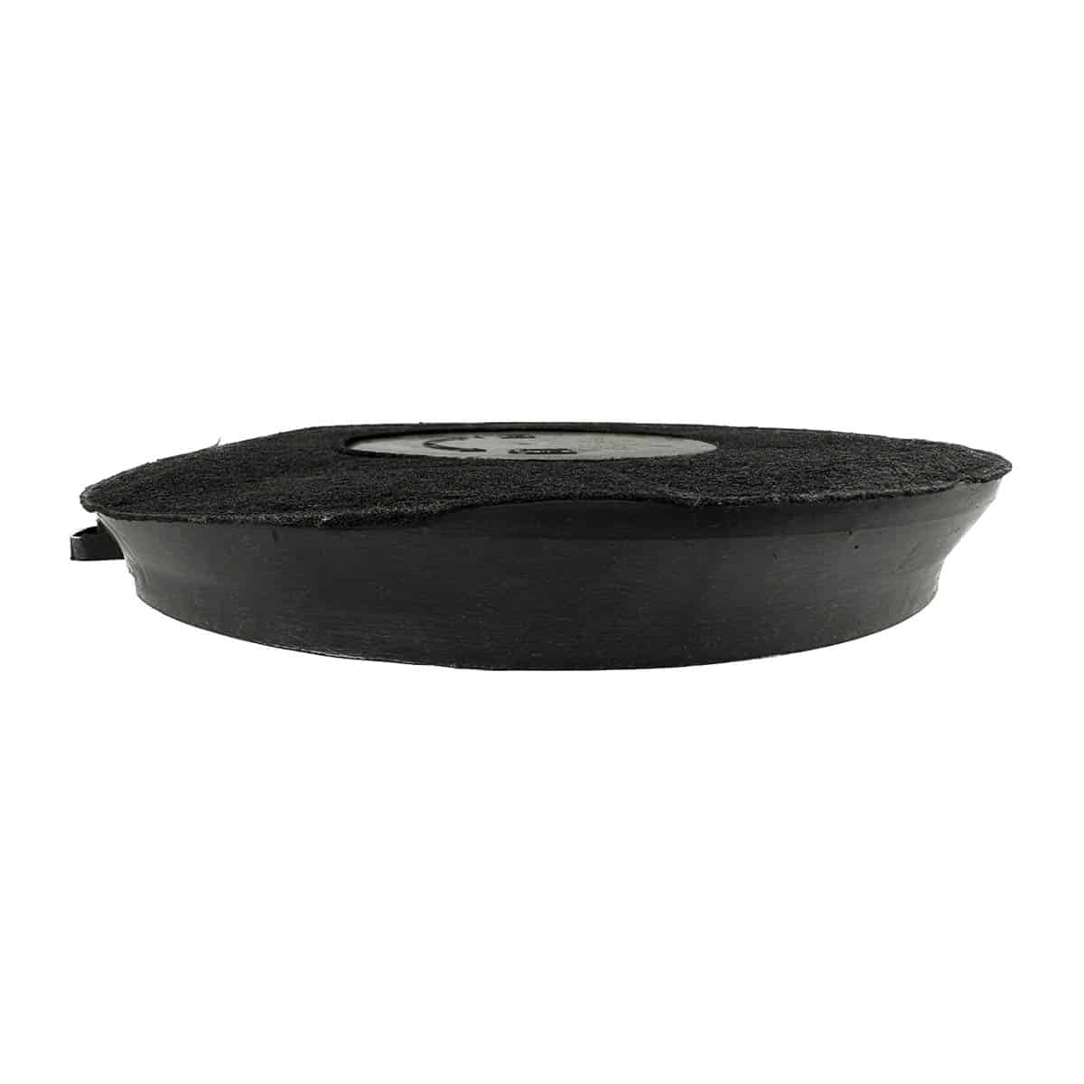 Ein schwarzes, kreisförmiges Objekt mit strukturierter Oberfläche und einer zentralen Öffnung. Möglicherweise ein Filter.