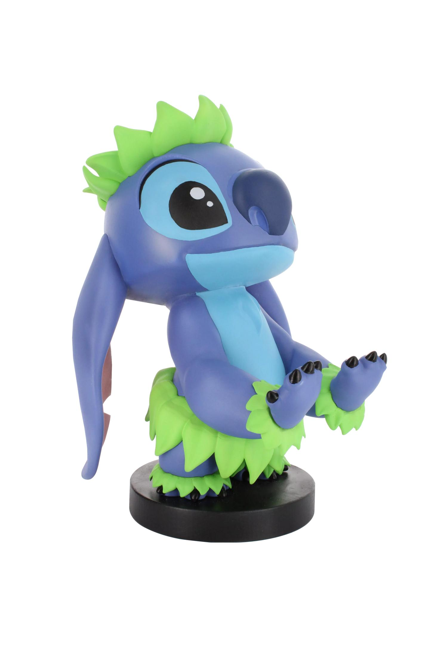 Figurka Stitch, niebieski korpus, zielona spódniczka z trawy, czarna podstawa.
