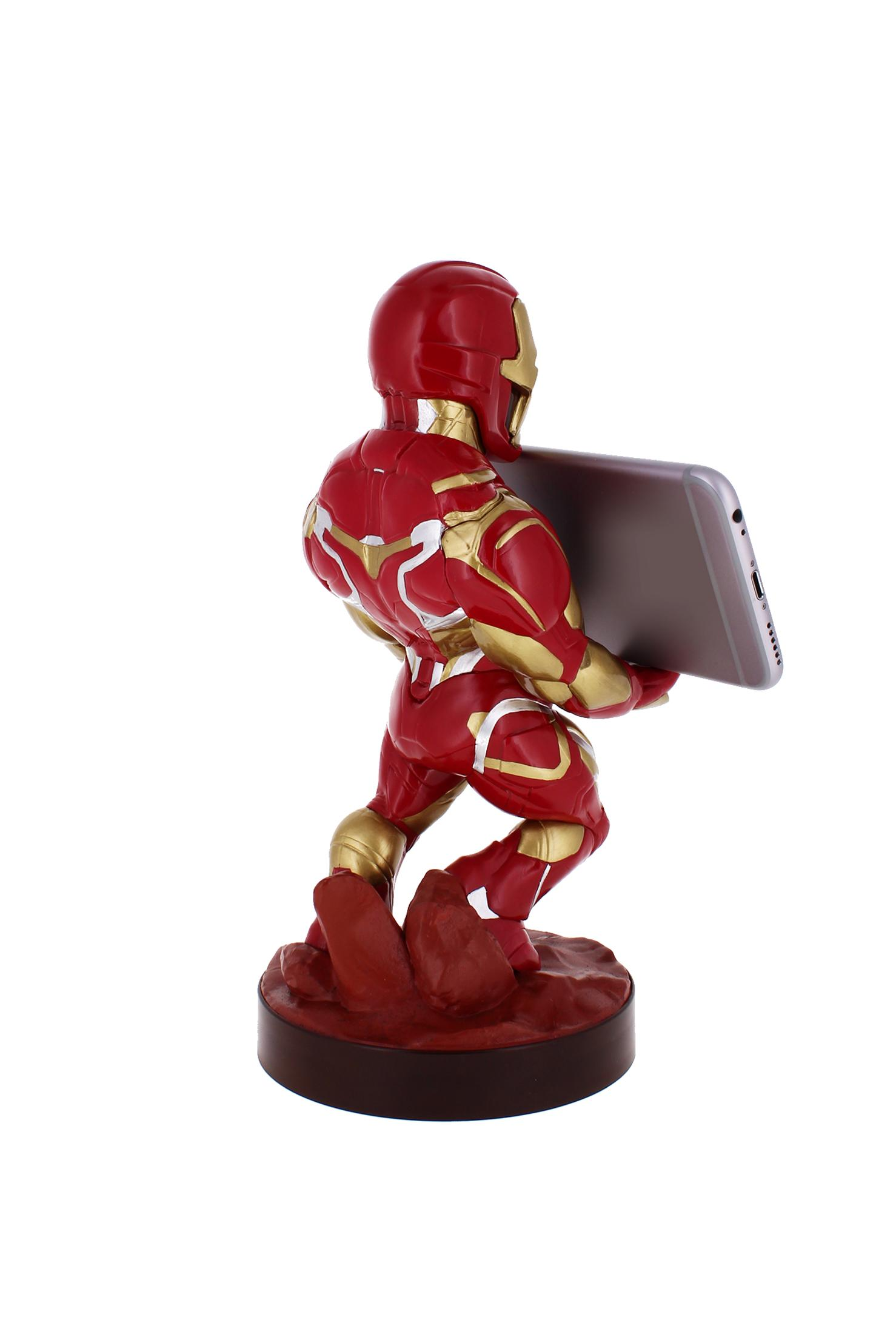 Figura di Iron Man che tiene un tablet. Colori rosso e oro. Base con superficie marrone.