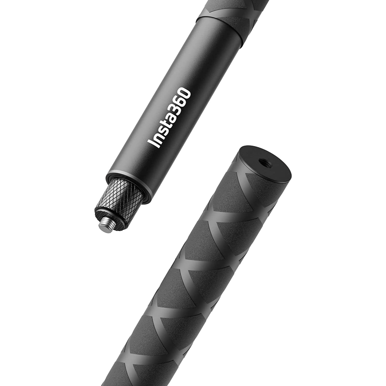 Czarny kijek do selfie Insta360 z uchwytem. Kijek jest wysunięty z kamerą.