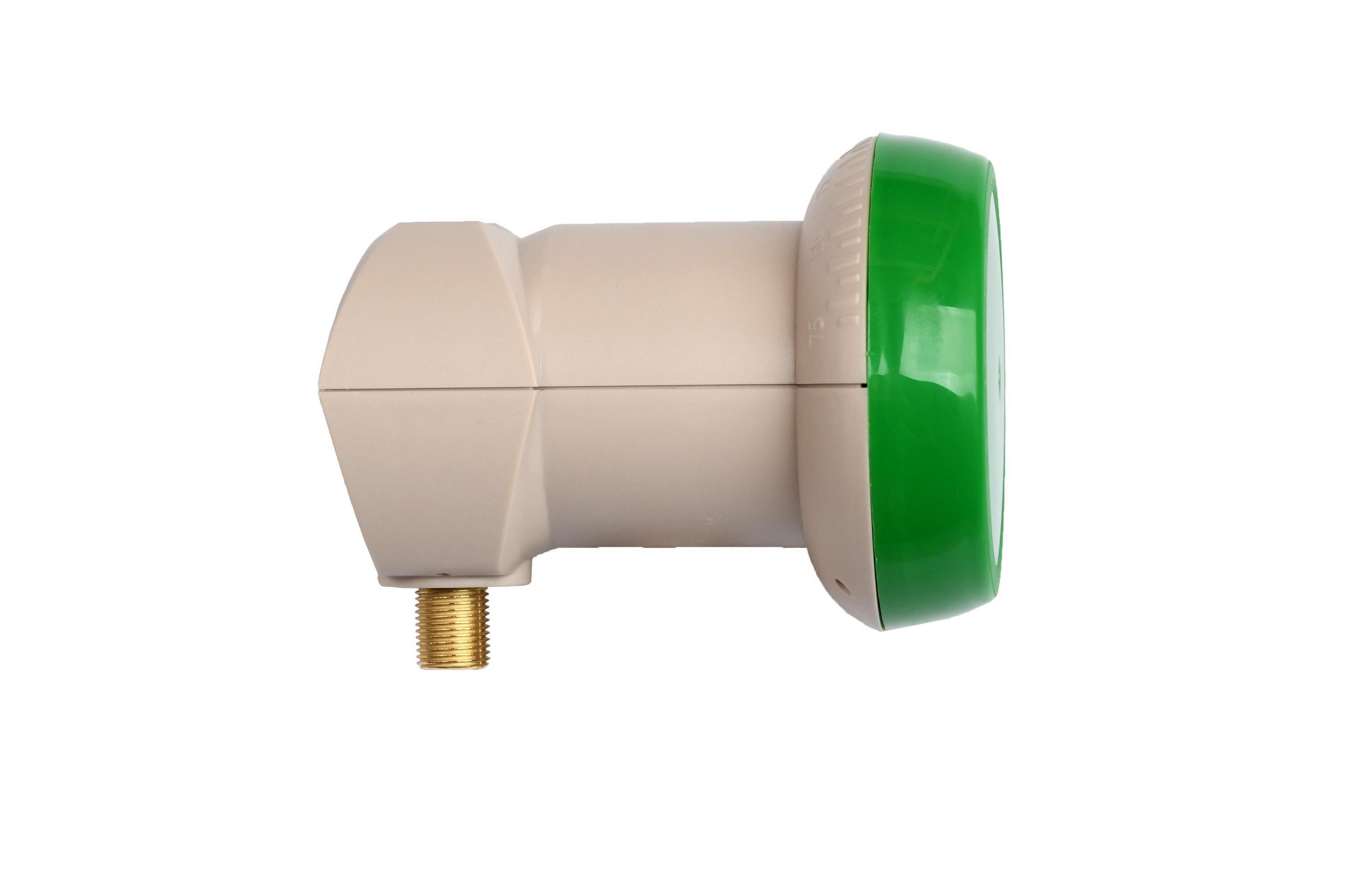 Satellitenempfänger mit beigem und grünem Gehäuse, einem goldenen Stecker und weißem Hintergrund.