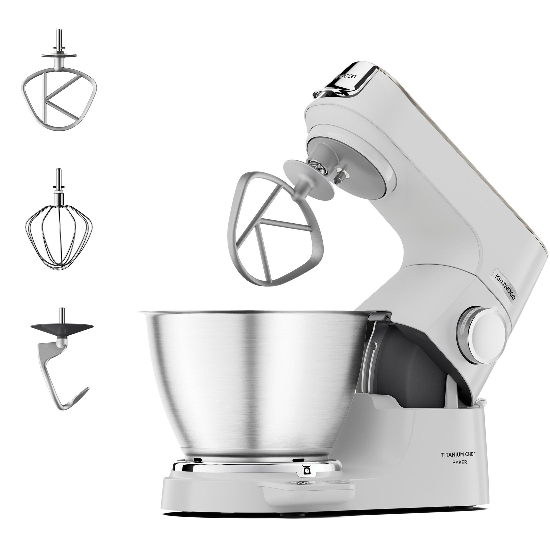 Eine weiße Kenwood Titanium Chef Baker Küchenmaschine. Es sind mehrere Aufsätze enthalten.