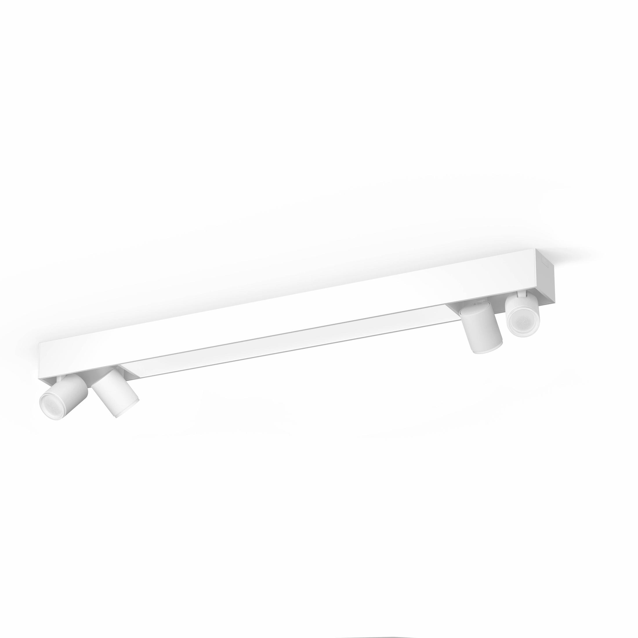 Lampada da soffitto bianca con faretti orientabili. Sfondo bianco.