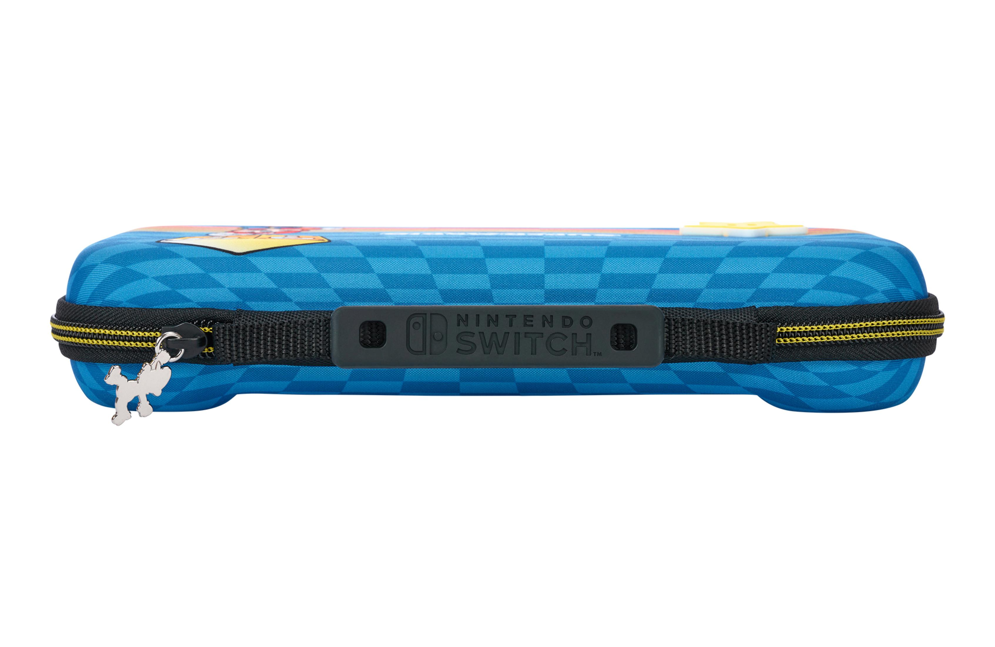 Funda azul para Nintendo Switch. Cremallera negra, dije plateado. Diseño a cuadros azules.