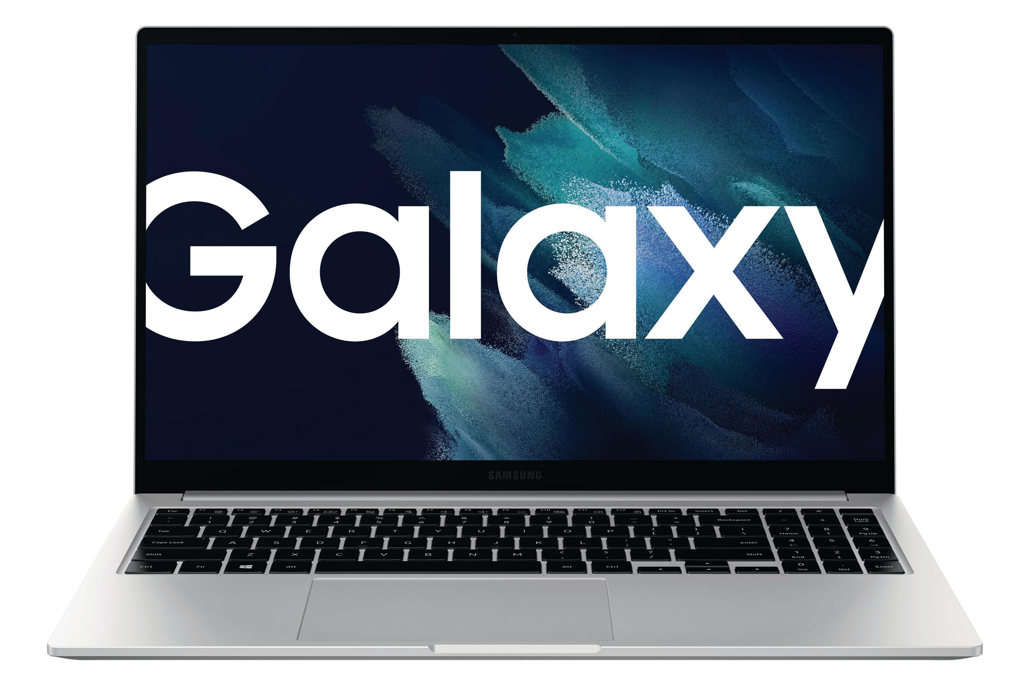 Laptop z dużym ekranem wyświetlającym 'Galaxy' na biało. Klawiatura jest czarna.