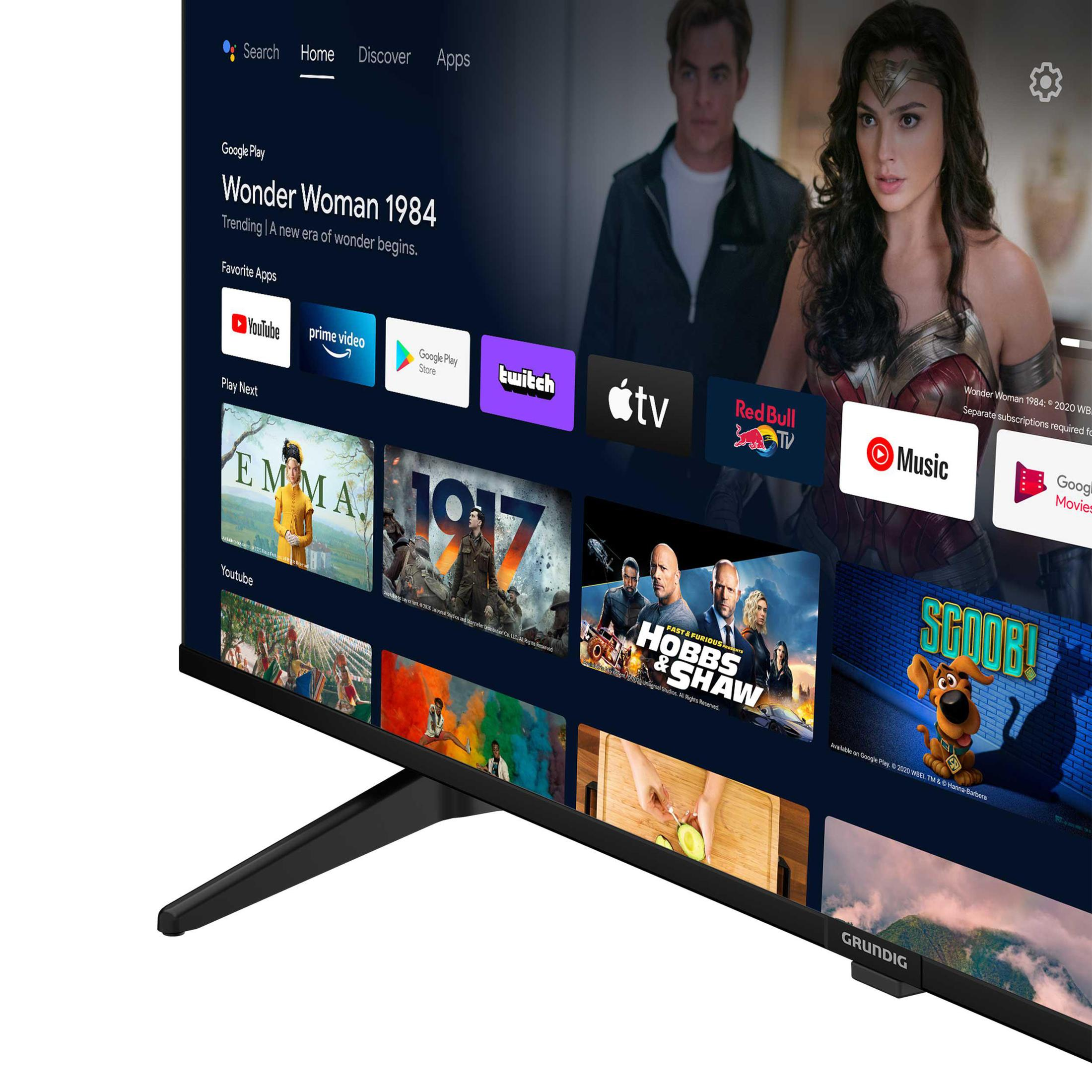 Smart-TV mit Streaming-Apps und Filmtrailern. Schauspieler Chris Pine und Gal Gadot im Hintergrund.