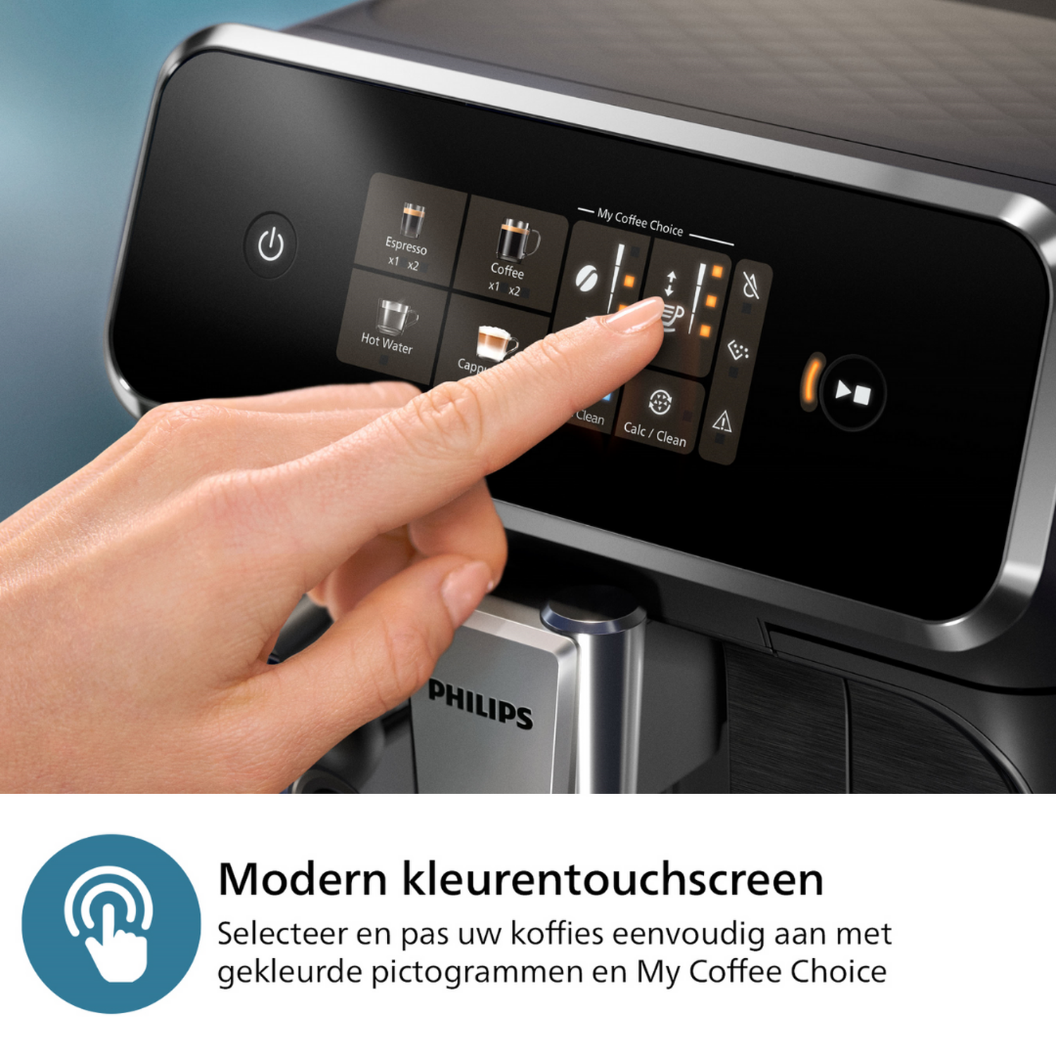 Dłoń dotykająca ekranu ekspresu do kawy, pokazująca opcje kawy.