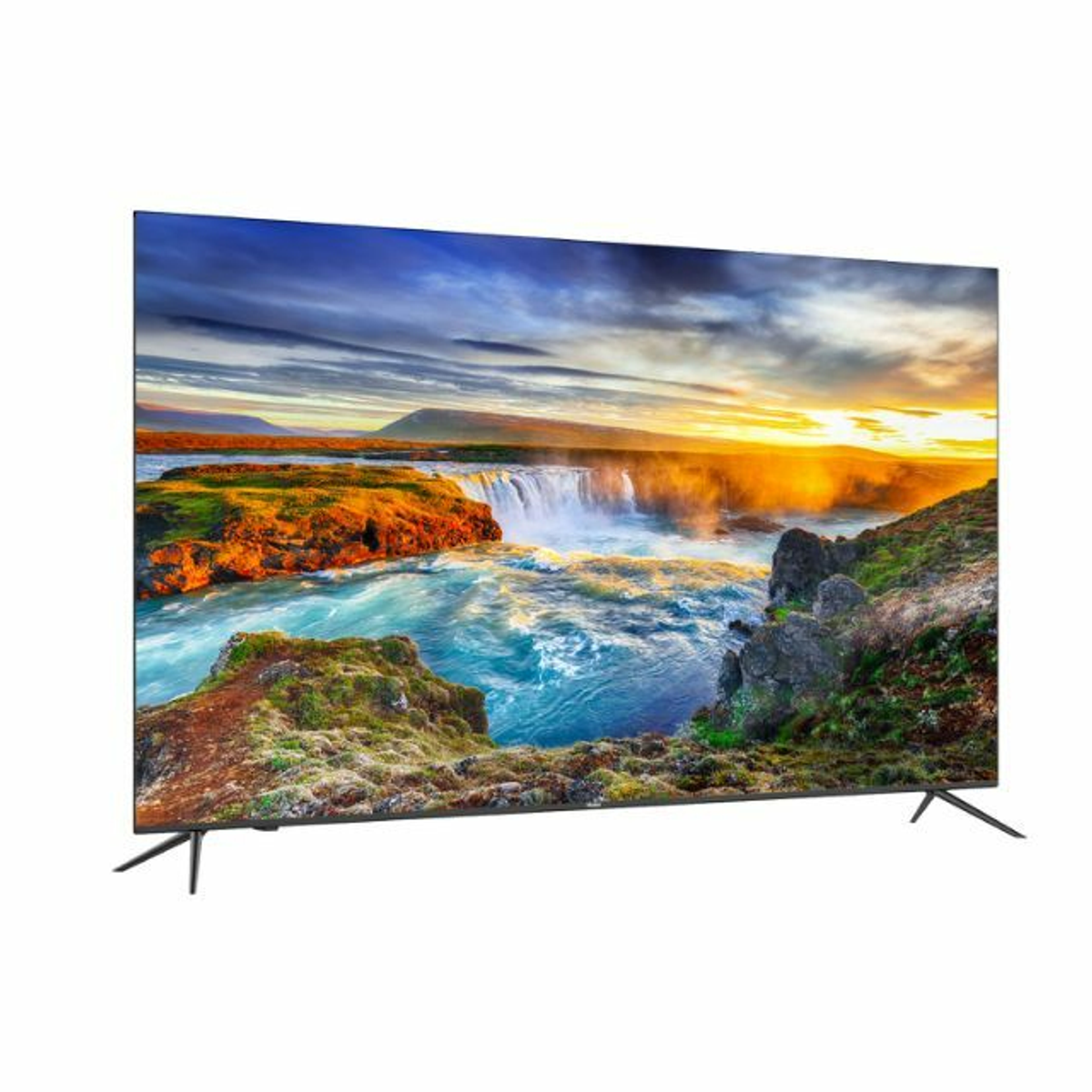 Un televisor de 65 pulgadas muestra una ola en la pantalla, con 4K UHD HDR y Android TV.