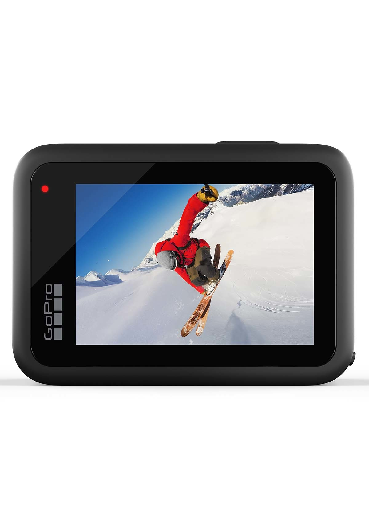 Caméra GoPro noire affichant un skieur en l'air sur une pente enneigée.
