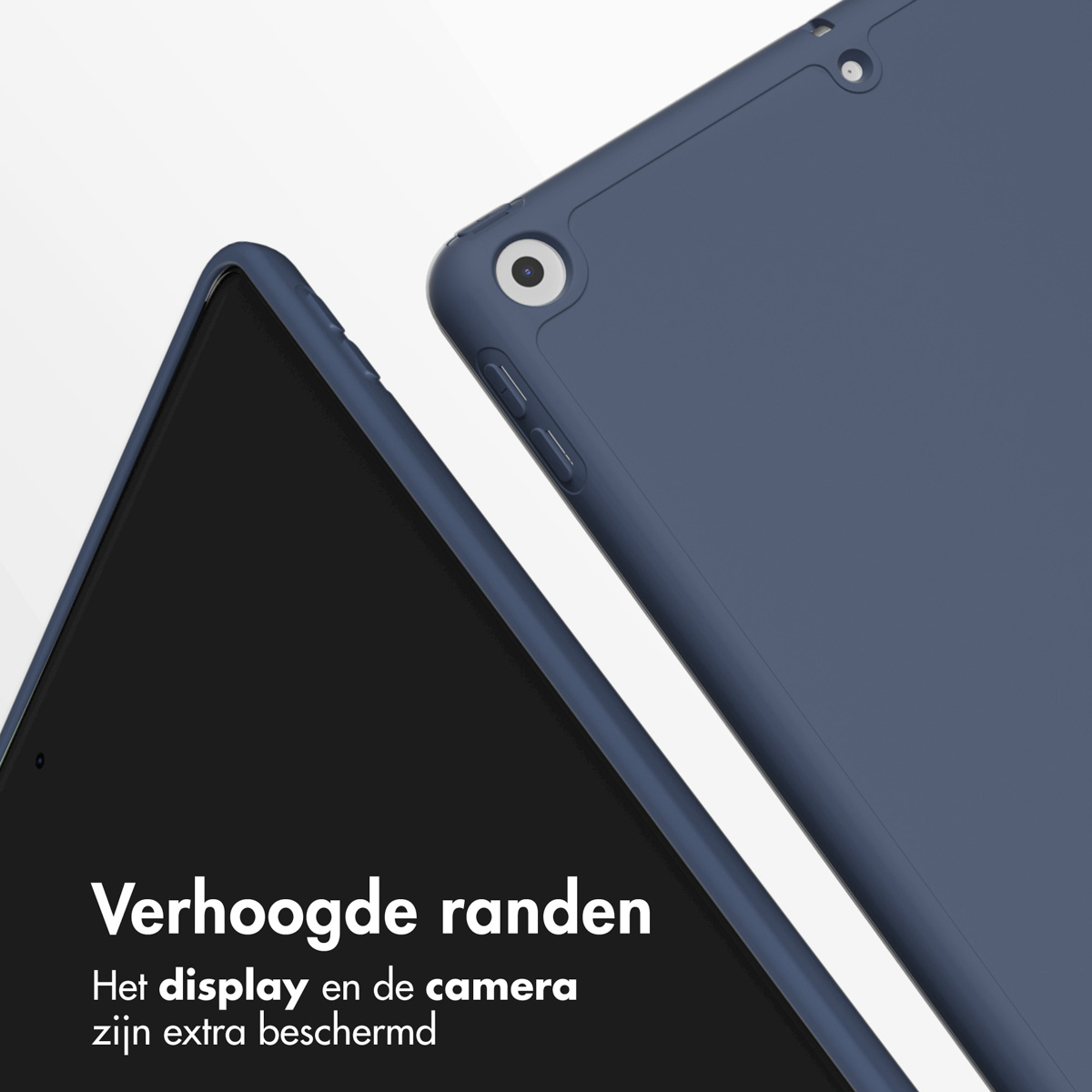 Close-up van een blauwe tablethoes. Toont camera, knoppen en schermranden van de tablet.