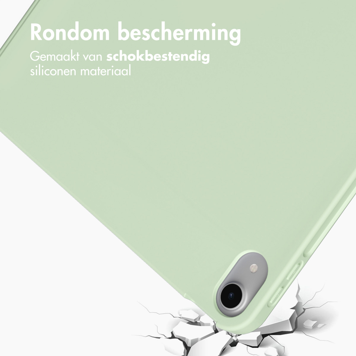 Een lichtgroene tablethoes met een zwarte camera en scheuren.
