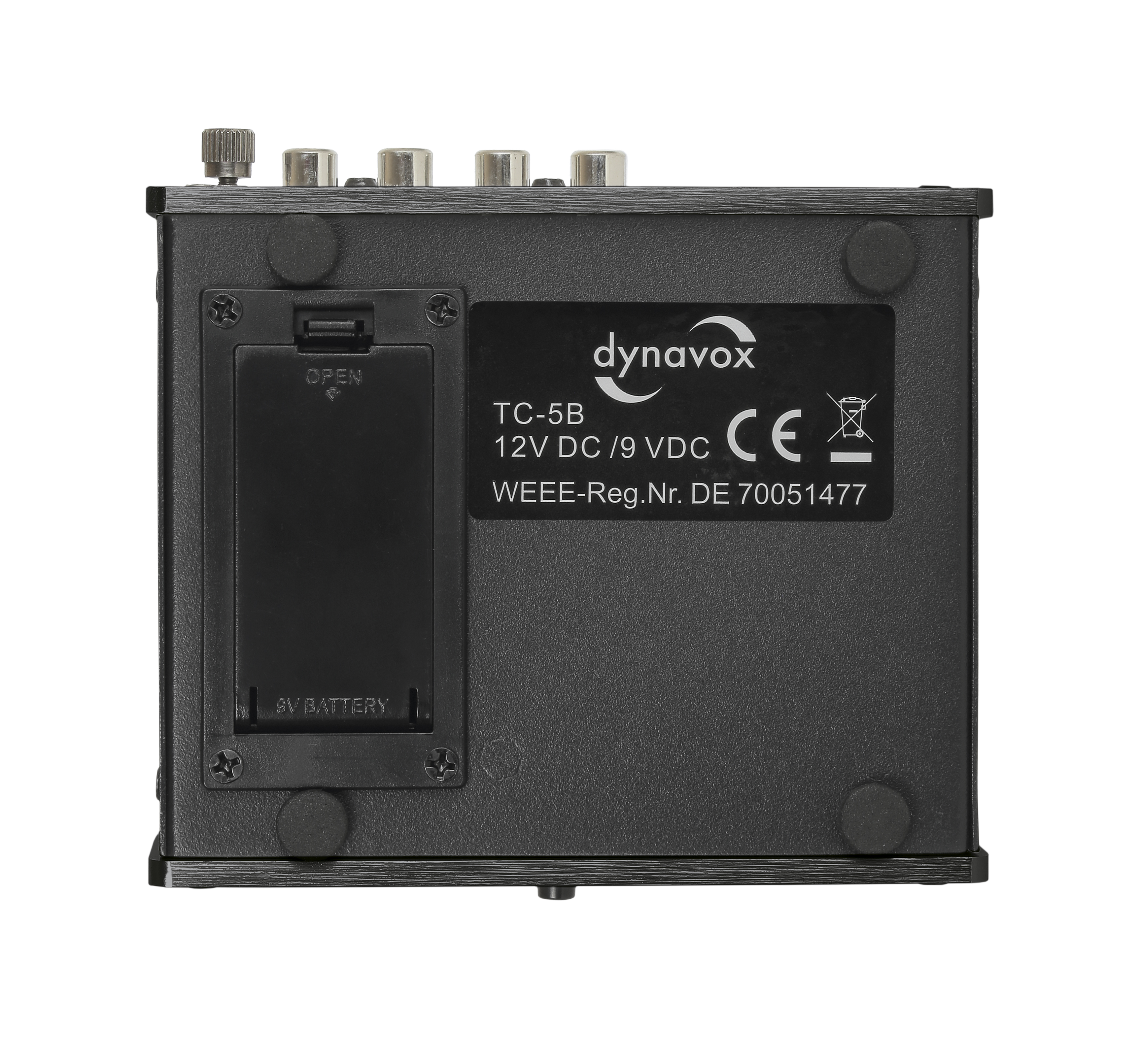Schwarzes elektronisches Gerät mit Text und Batteriefach. Knöpfe und Eingänge sind sichtbar.