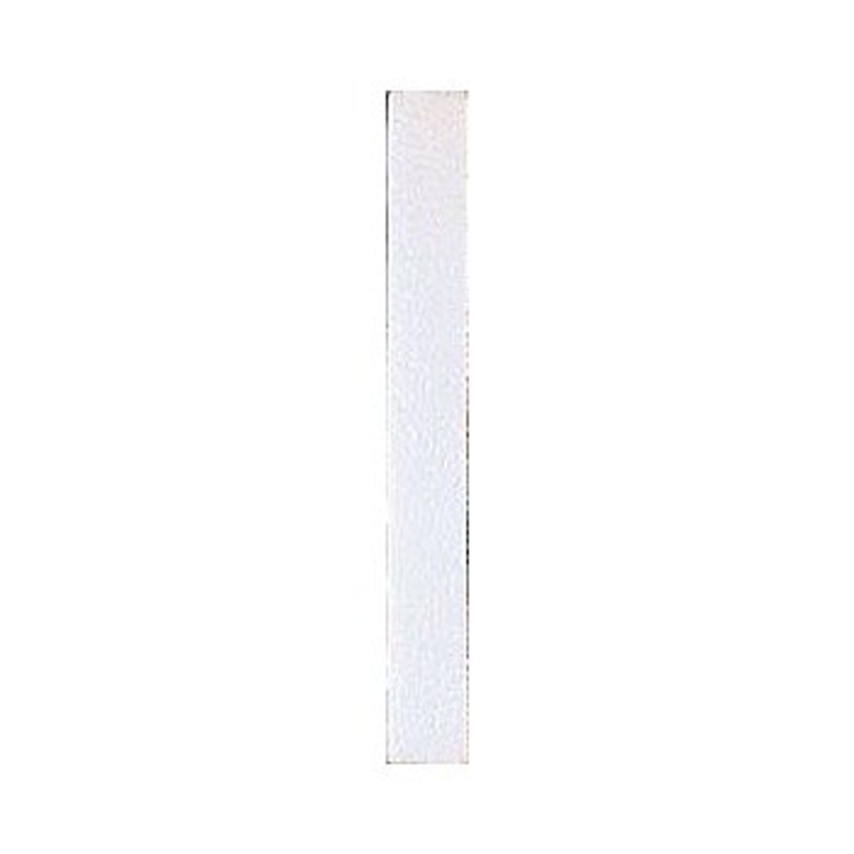 Eine hohe, weiße, rechteckige Tafel. Es ist ein einzelnes, festes, weißes Rechteck.