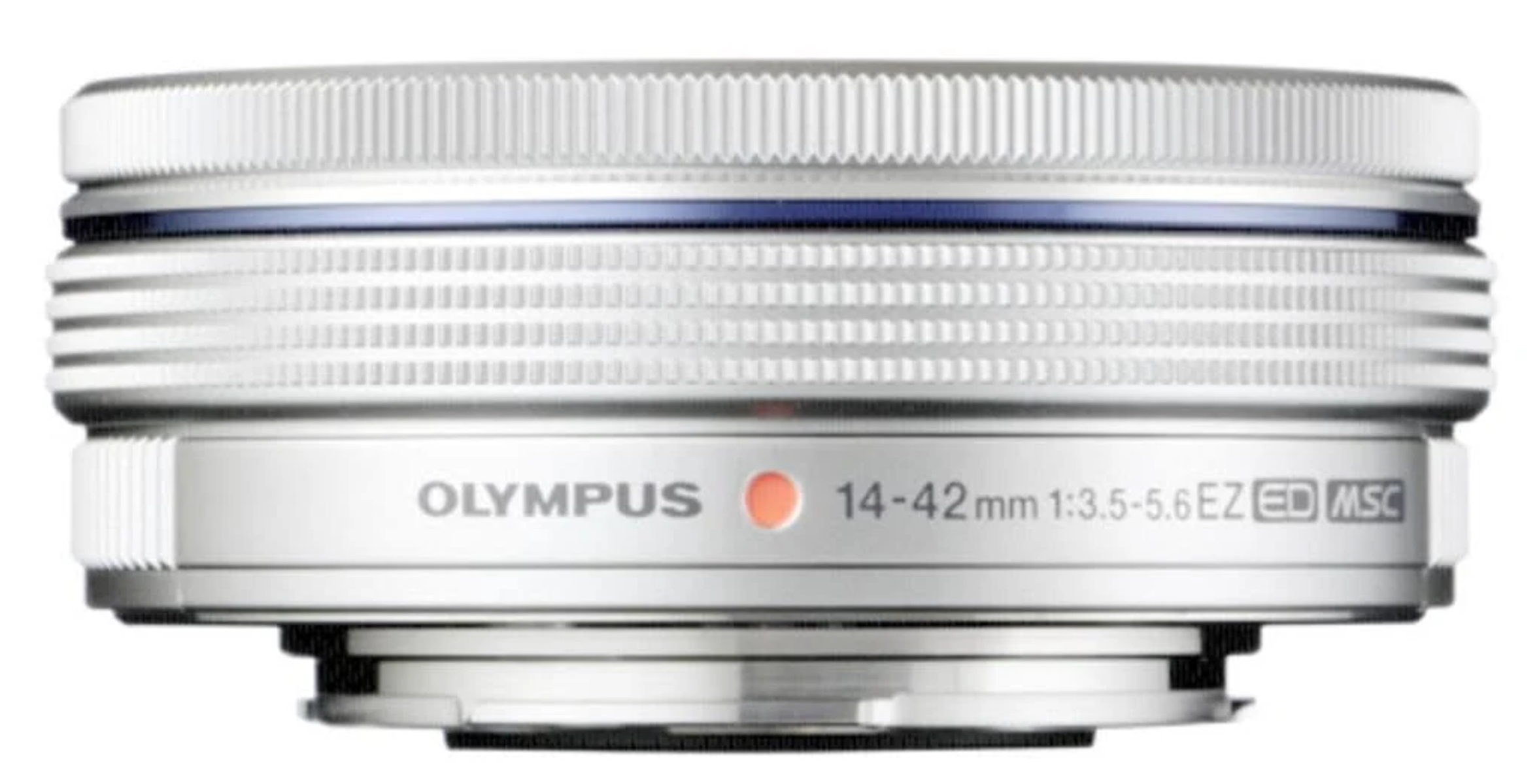 Zilveren Olympus lens. Het heeft een blauwe ring en zwarte tekst.