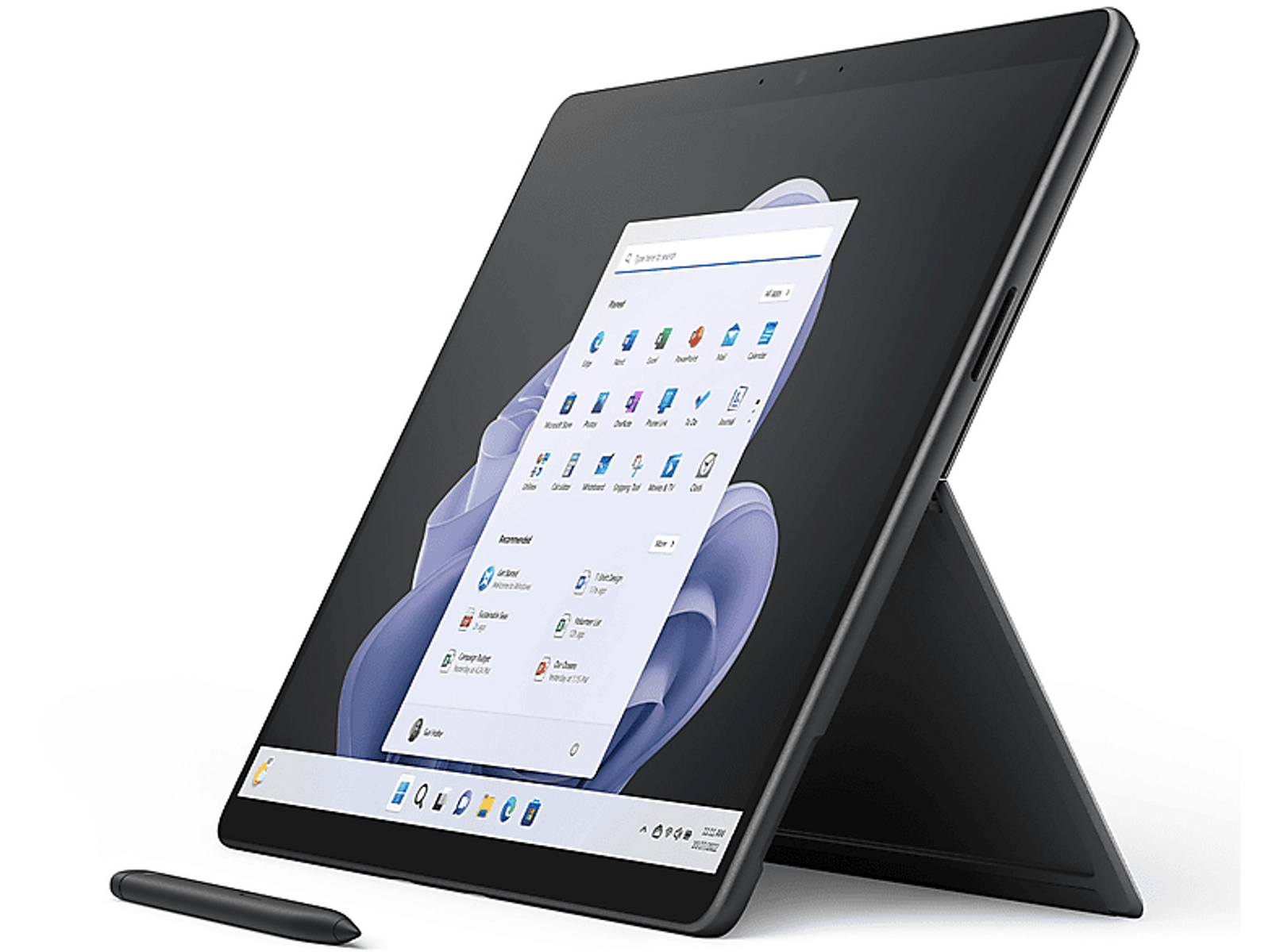 Un tablet nero con una penna su una superficie bianca. Lo schermo mostra un'interfaccia Windows.
