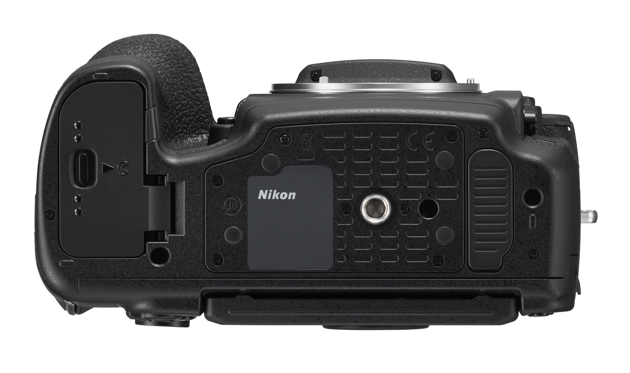 Base de cámara negra, vista superior, con logo Nikon. Muestra compartimentos y tornillos.