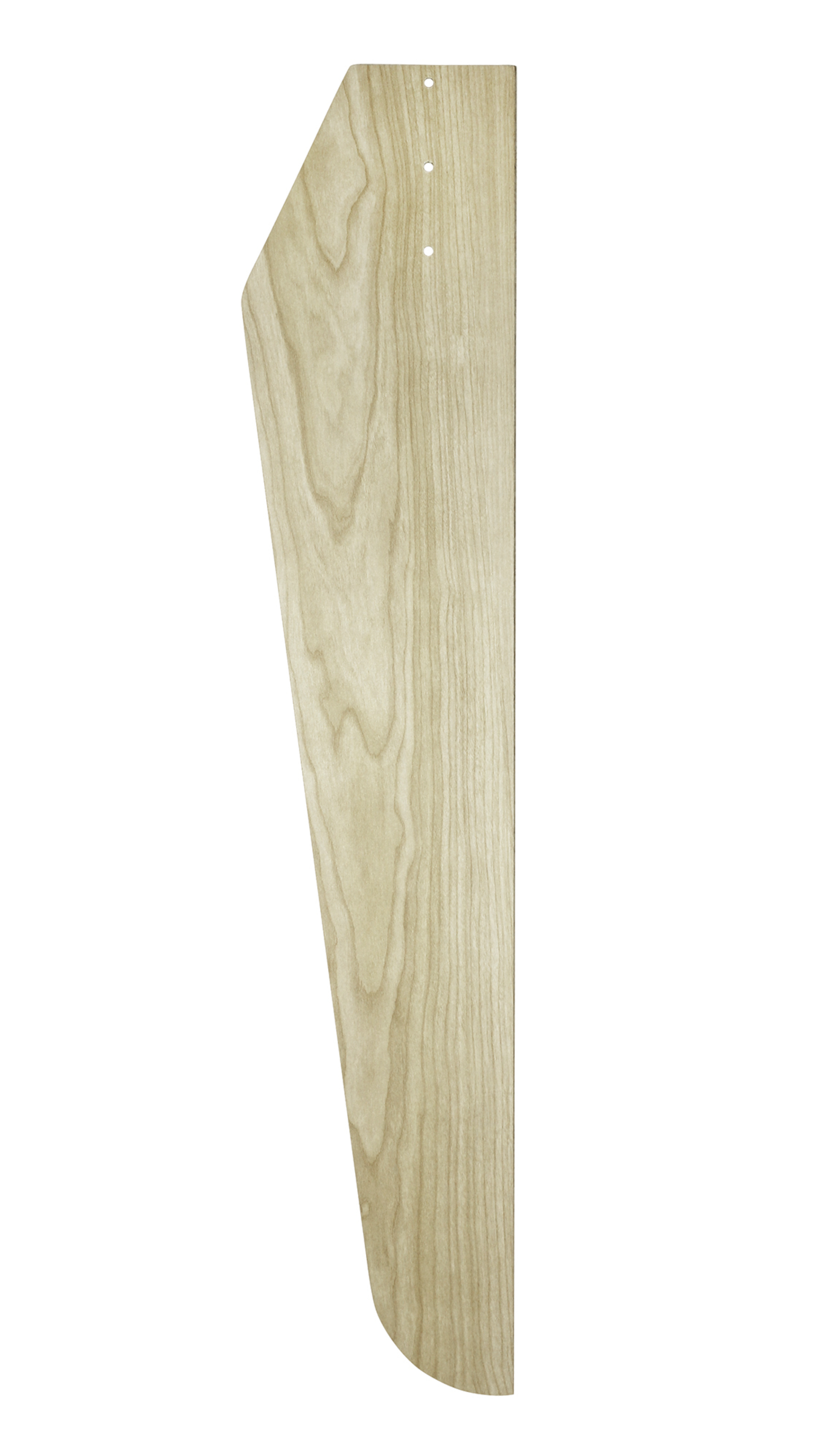 Pala del ventilatore in legno. Colore marrone chiaro. La pala è lunga e sottile. Sfondo bianco.