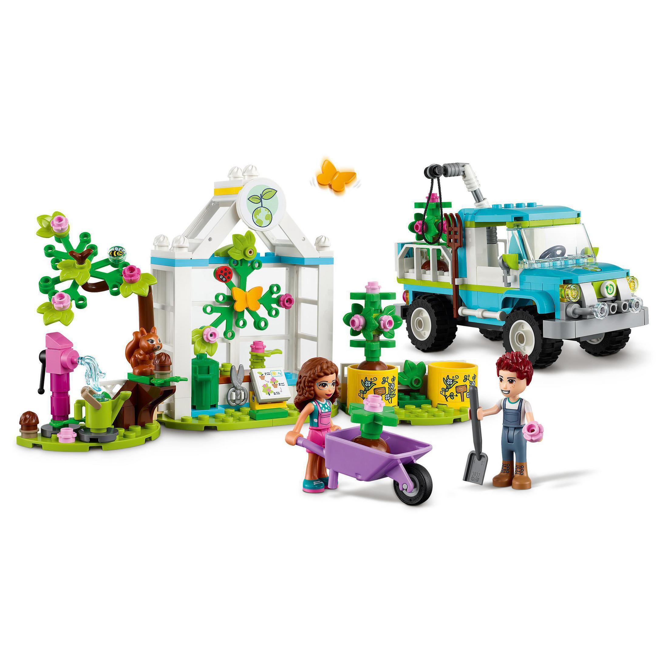 Ein LEGO Friends-Set mit Figuren, einem Gewächshaus, einem Lastwagen und Zubehör, in einer Gartenszene.