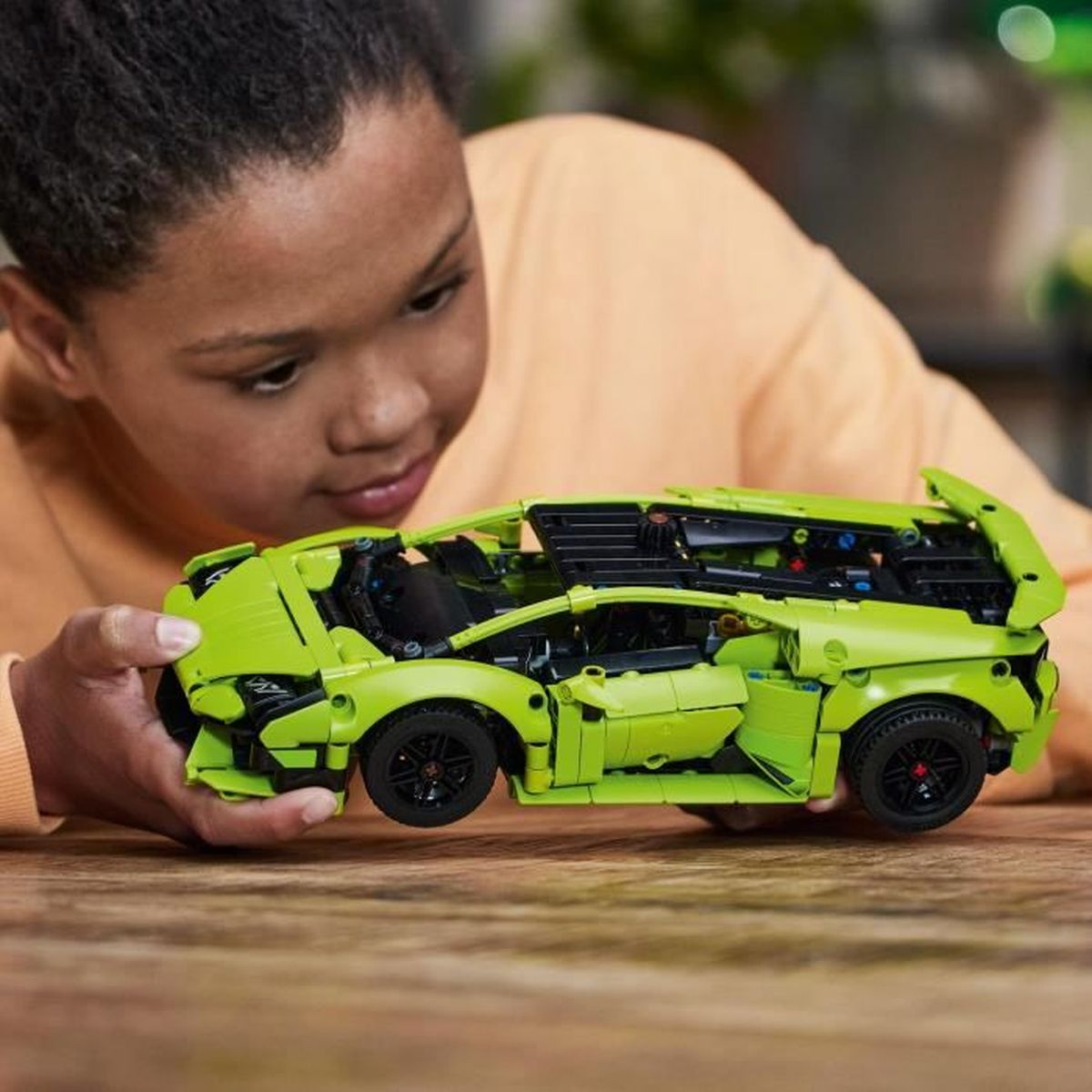 Klocki LEGO 42161 TECHNIC LAMBORGHINI HURACÁN TECNICA Wielokolorowe