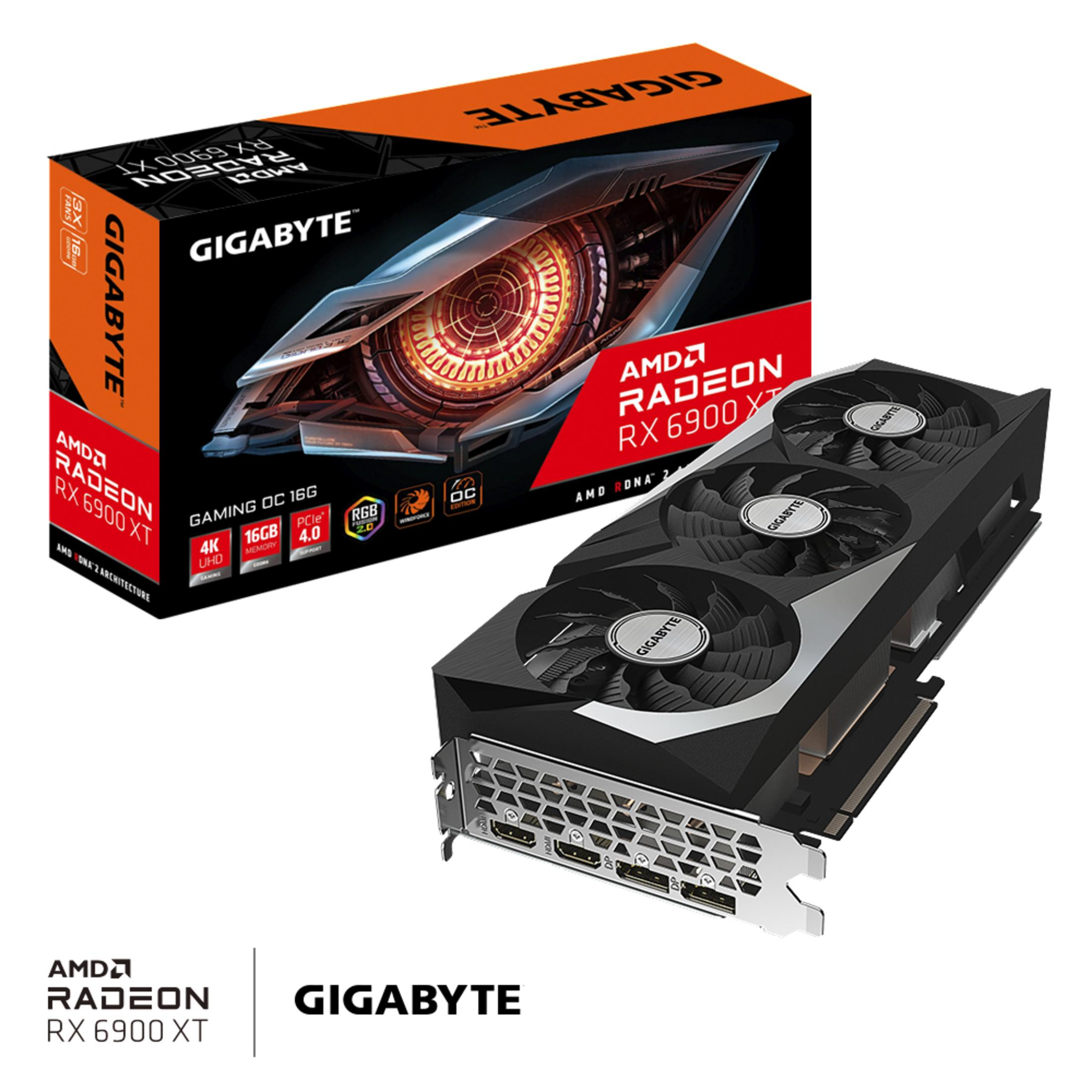Karta graficzna Gigabyte AMD Radeon RX 6900 XT z pudełkiem. Karta ma trzy wentylatory i czarny design.