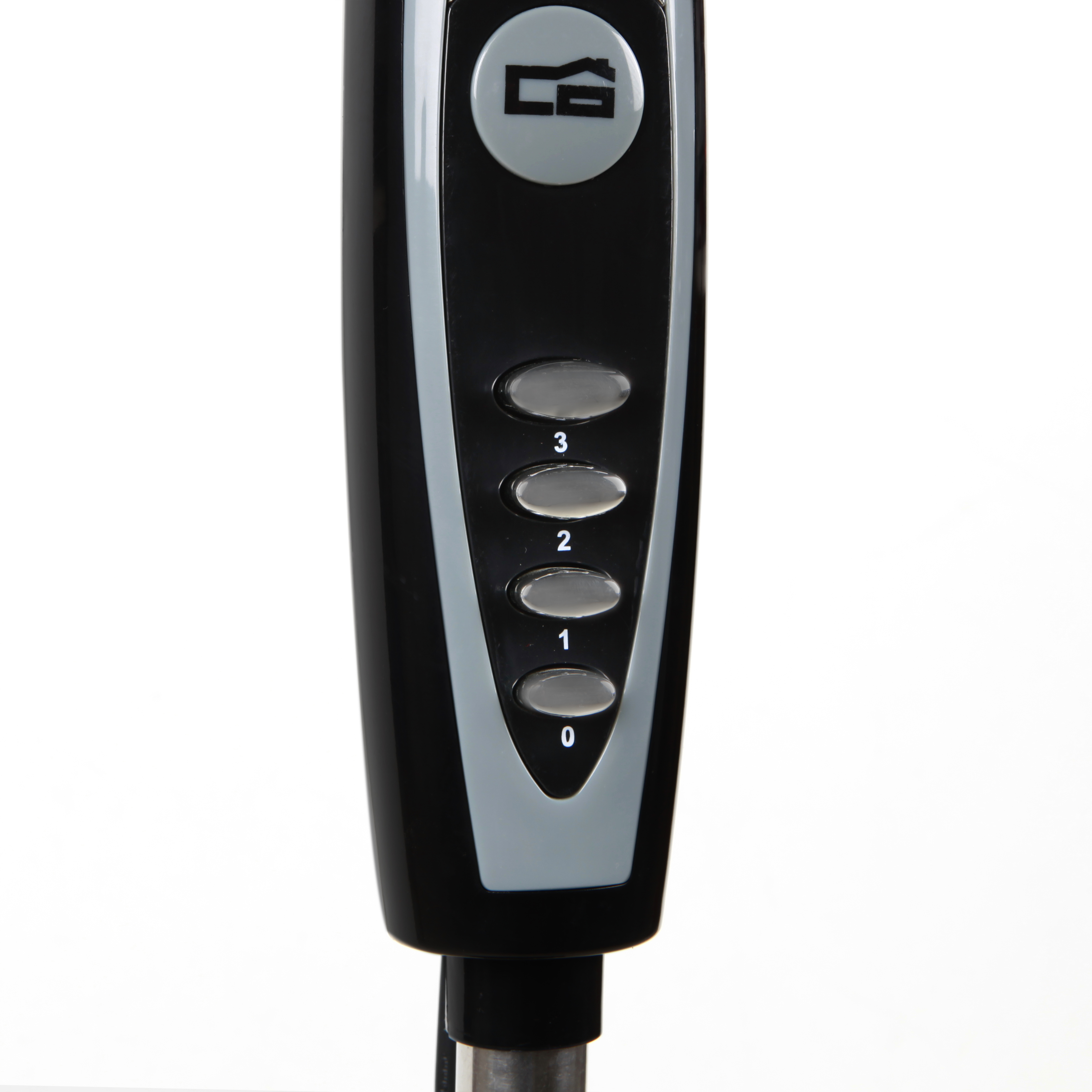 Panel sterowania wentylatorem z przyciskami oznaczonymi 0, 1, 2 i 3. To pionowy czarny panel.