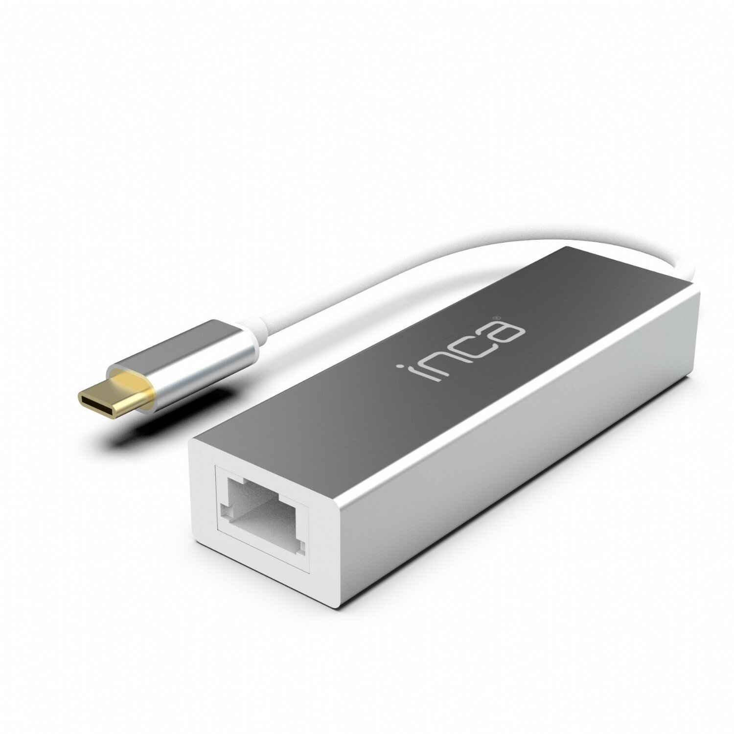 Ein silberner USB-C-zu-Ethernet-Adapter mit weißem Kabel und weißem Hintergrund.