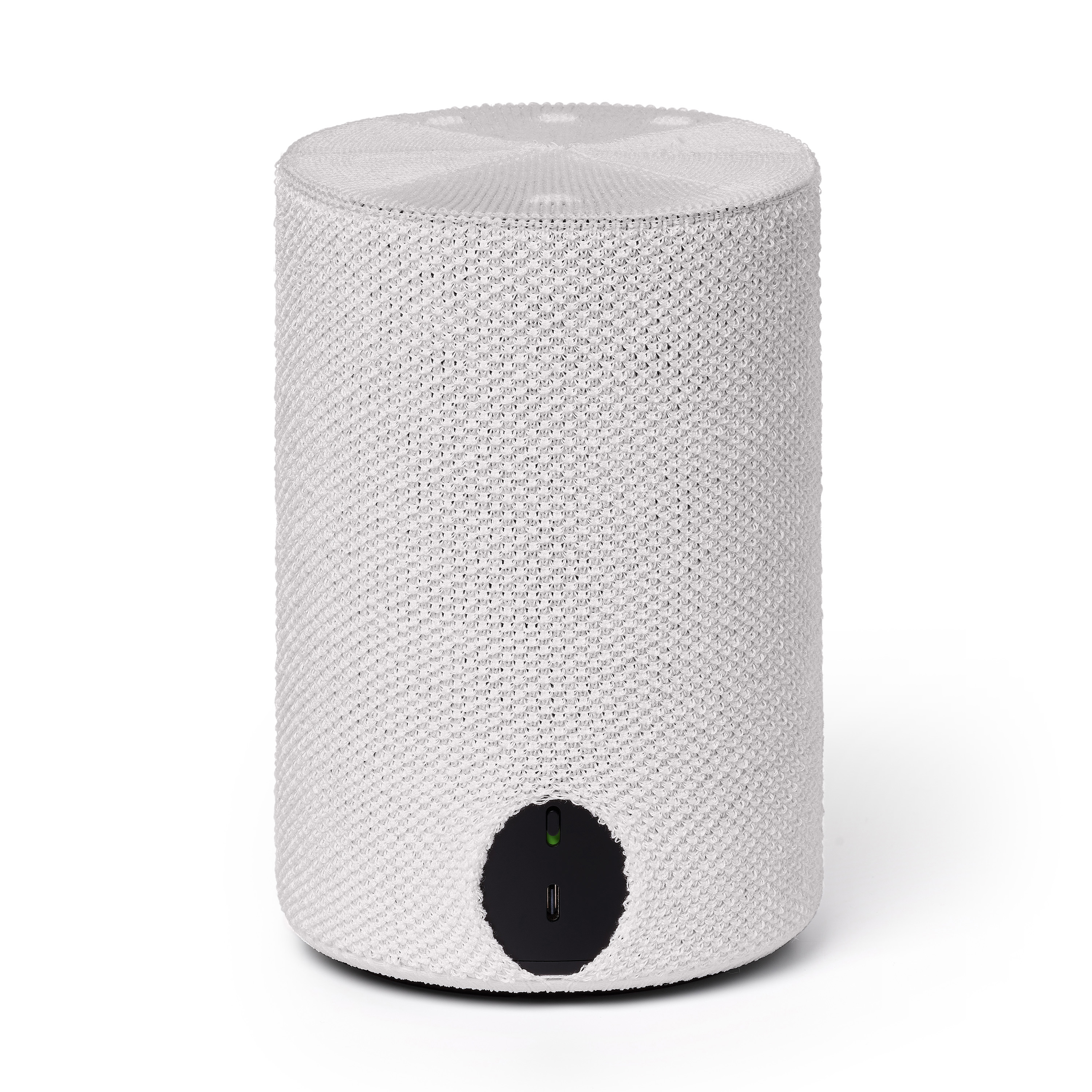 Witte cilinderluidspreker. Wit geweven materiaal met een zwarte, ronde poort aan de onderkant.