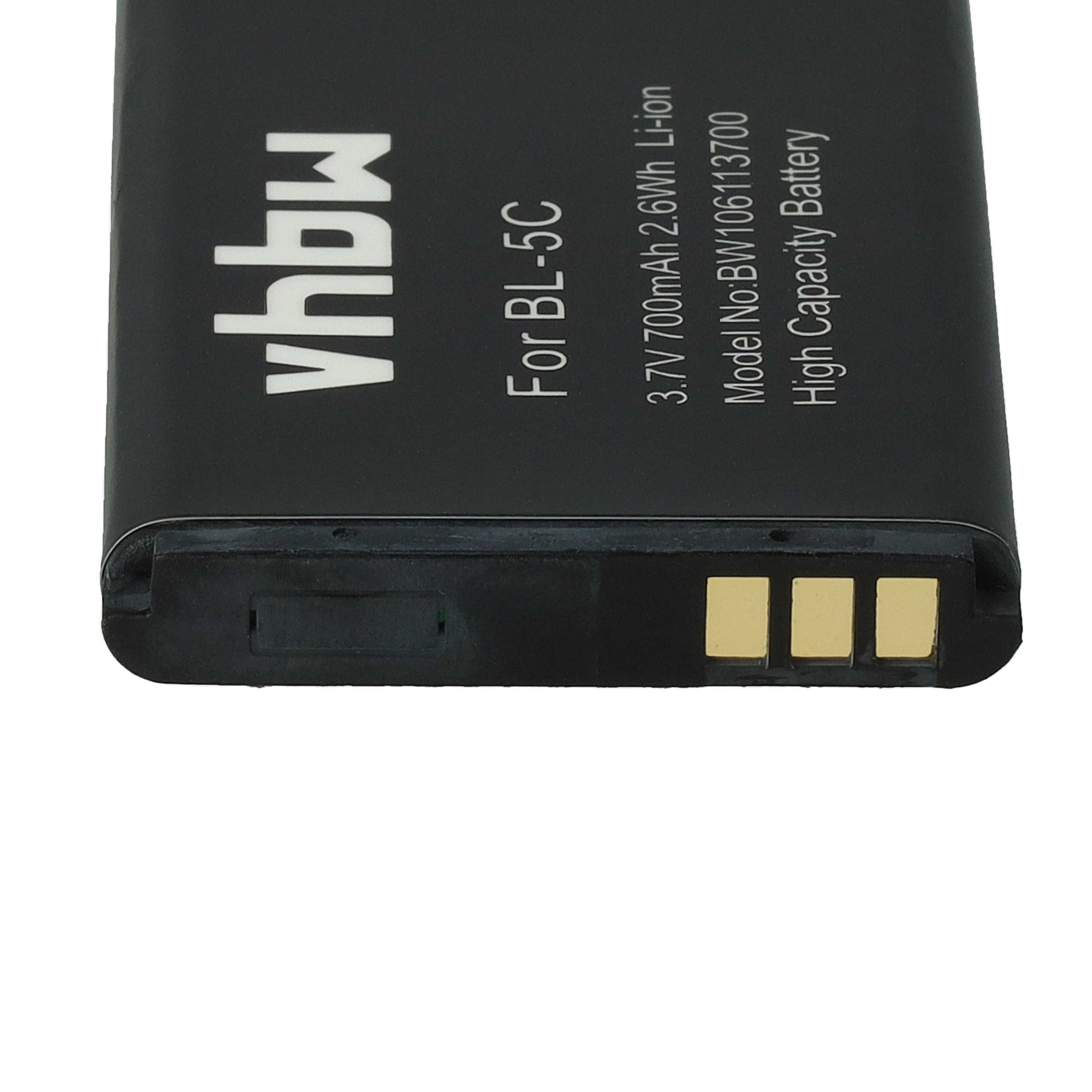 Schwarze Batterie mit Goldkontakten und weißem Text an der Seite.