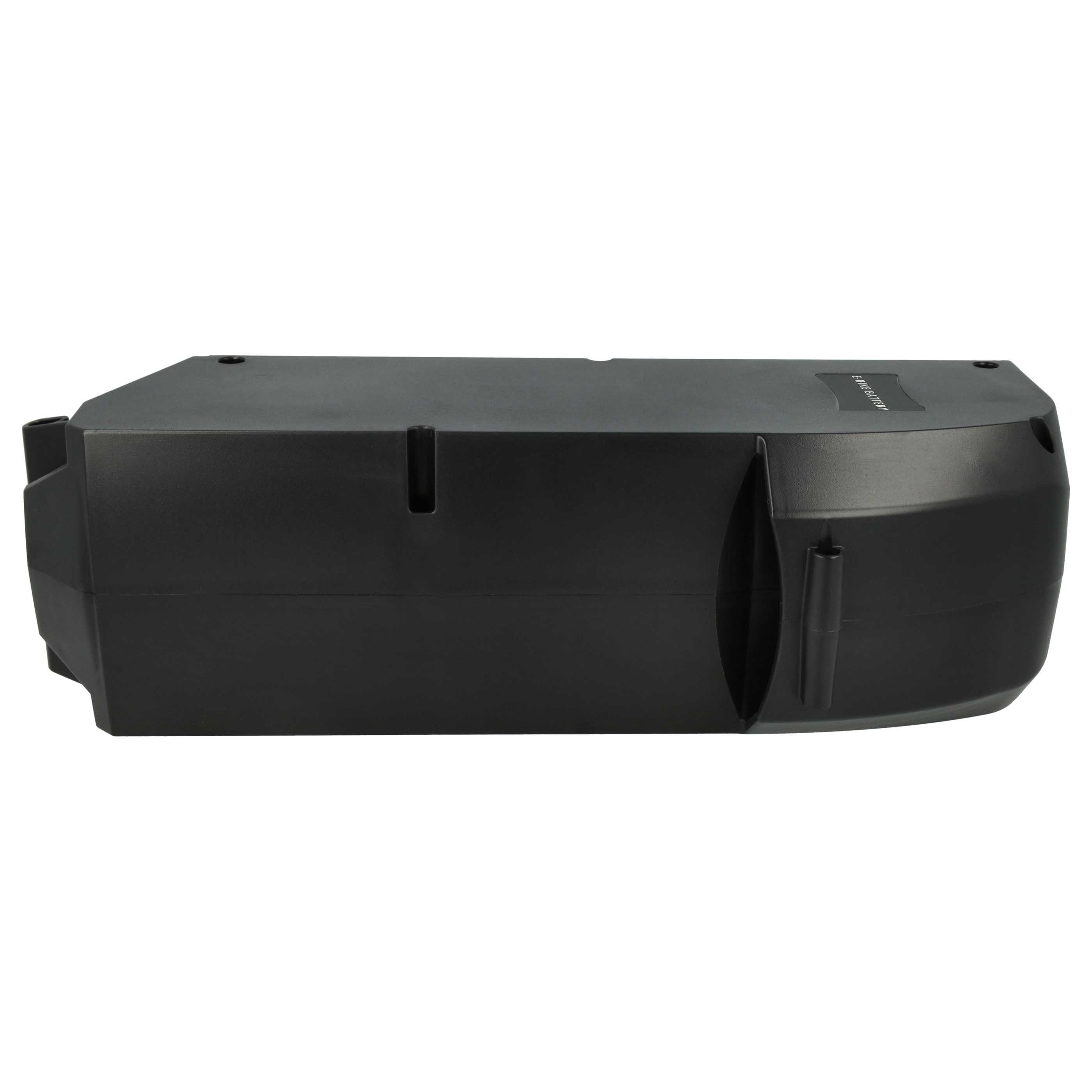 Schwarzer, rechteckiger Subwoofer, schlichtes Design, Seitenansicht, sauberer weißer Hintergrund.