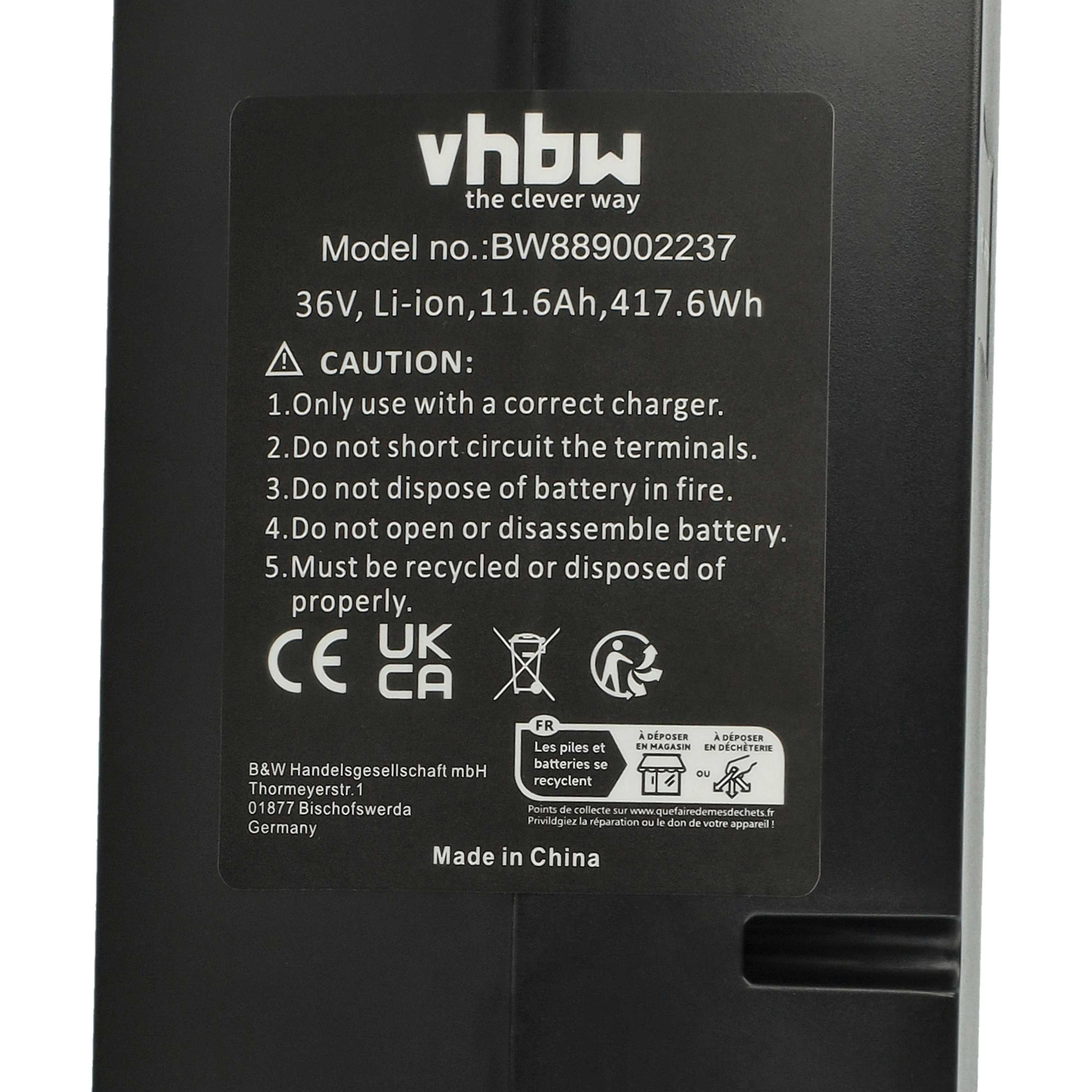 Schwarzes Batterieetikett mit Warnhinweisen und Recycling-Symbolen. Hergestellt in China.