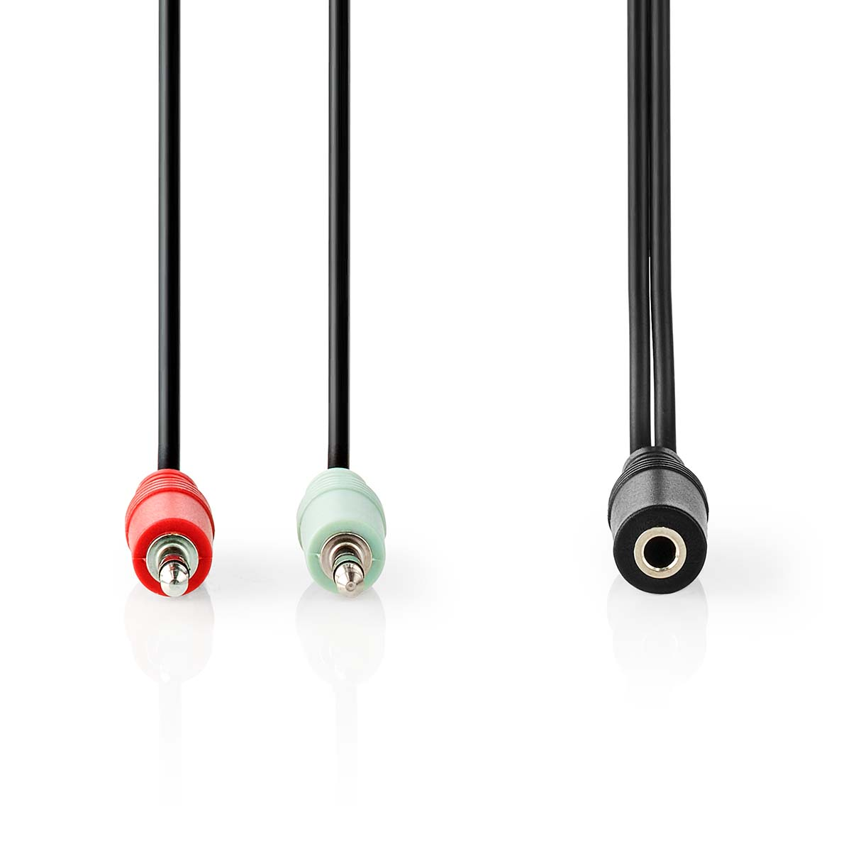 Tre cavi audio con connettori di diversi colori.