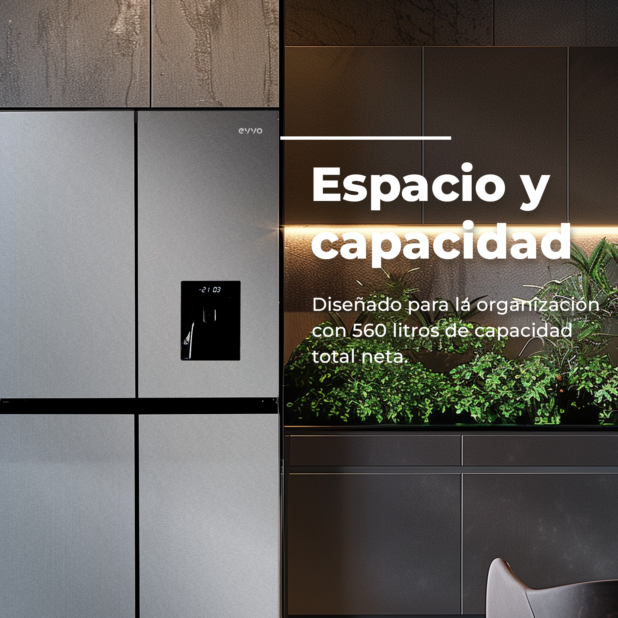 Nevera de acero inoxidable con texto sobre espacio y capacidad, plantas al fondo.