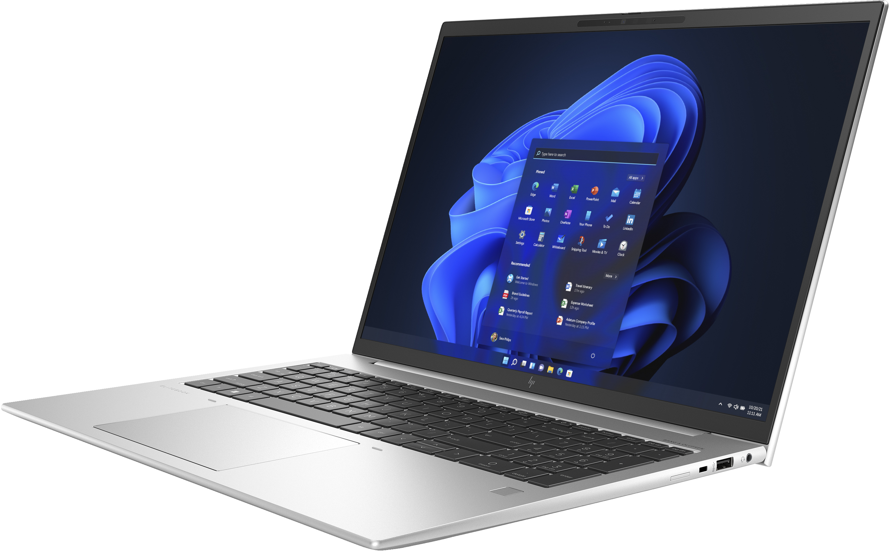 Silberner Laptop mit geöffnetem Bildschirm, der die Windows 11-Oberfläche zeigt. Winkelansicht.