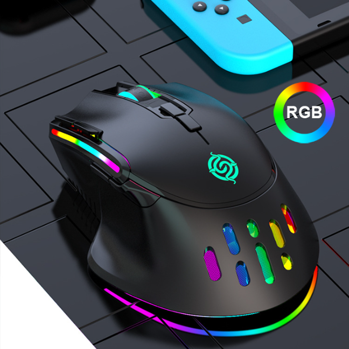 Schwarze Gaming-Maus mit RGB-Beleuchtung an den Rändern und auf dem Logo.
