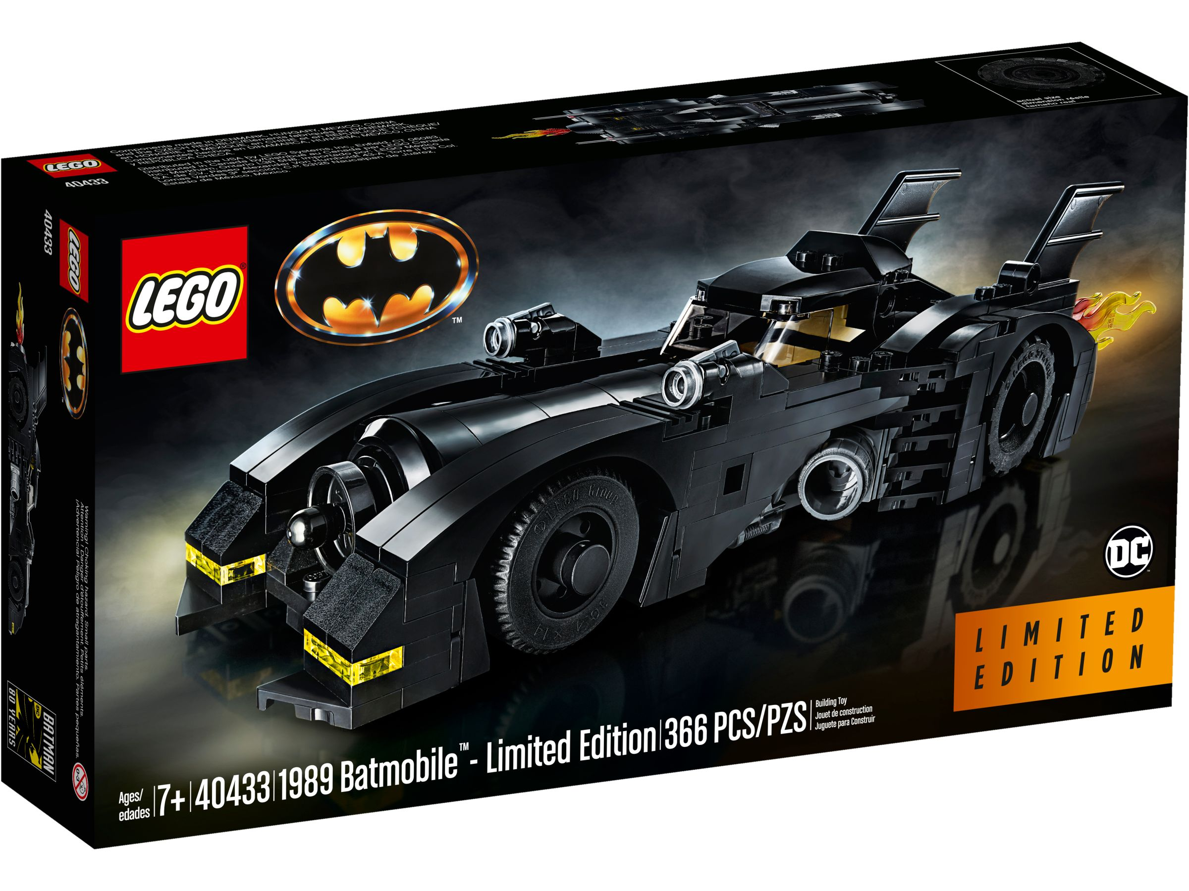 Lego Batman Batmobile boxset met een zwart automodel en het DC-logo.