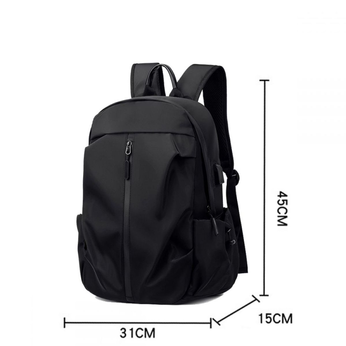 Schwarzer Rucksack mit den Maßen 31x45x15 cm. Hat zwei Schultergurte und einen Reißverschluss.