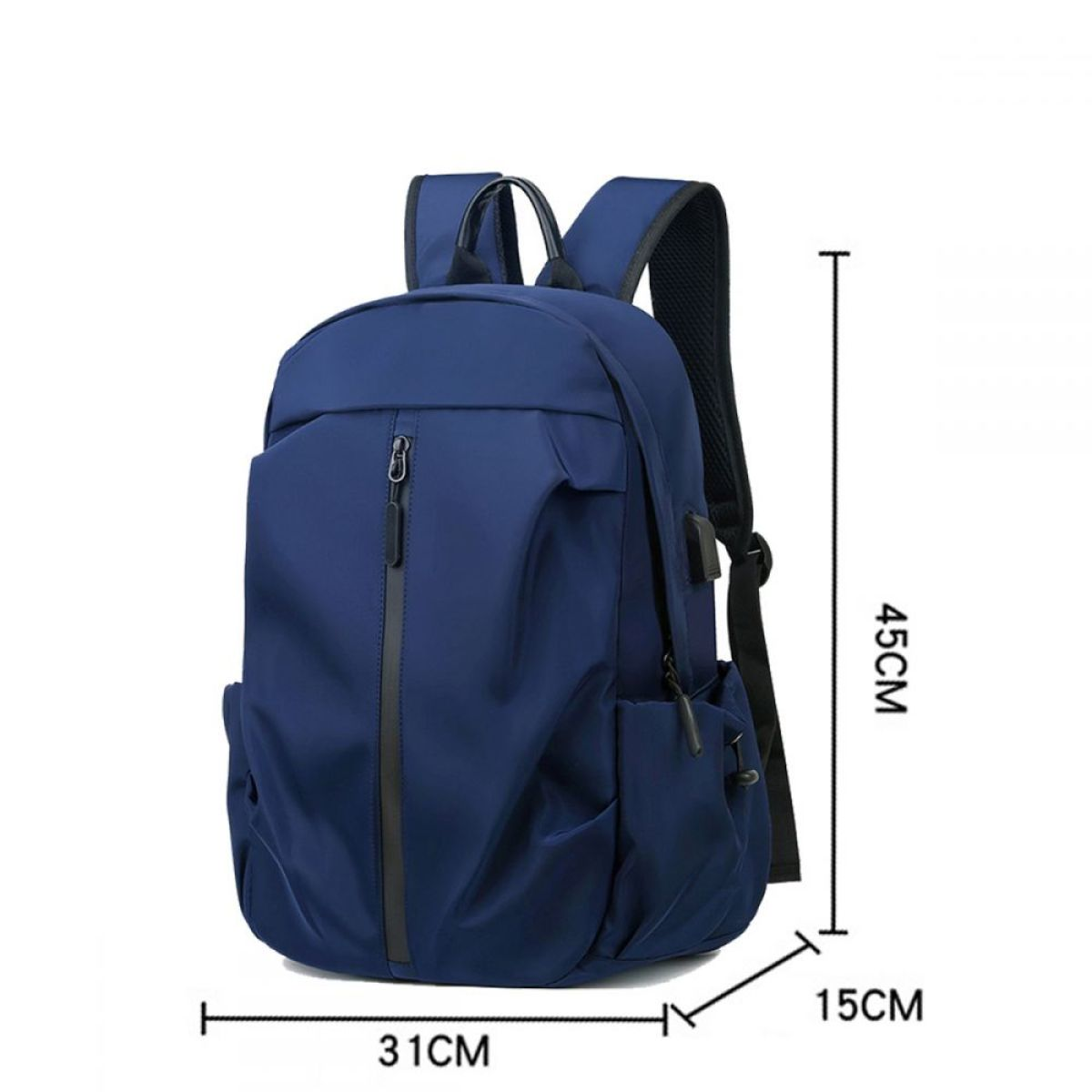 Ein blauer Rucksack mit schwarzem Reißverschluss und den Seitenmaßen: 31cm x 45cm x 15cm.