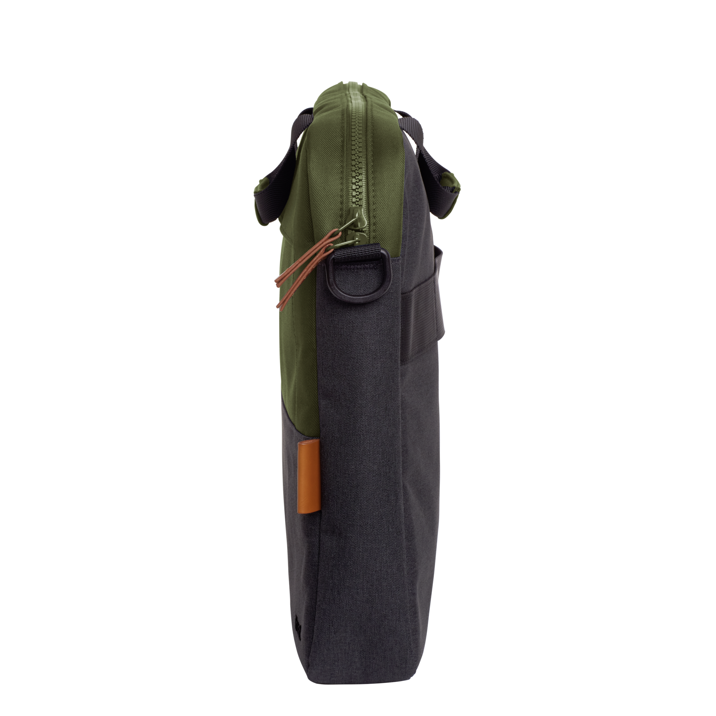 Una borsa tote verde e grigia con cerniera, dettagli manico marrone e sfondo nero.