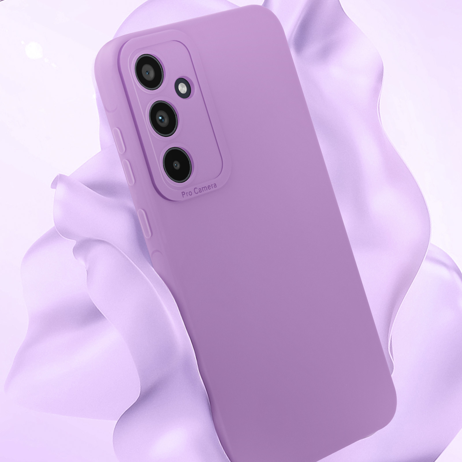 Una custodia viola per telefono con un rigonfiamento della fotocamera, su uno sfondo di tessuto viola fluente.