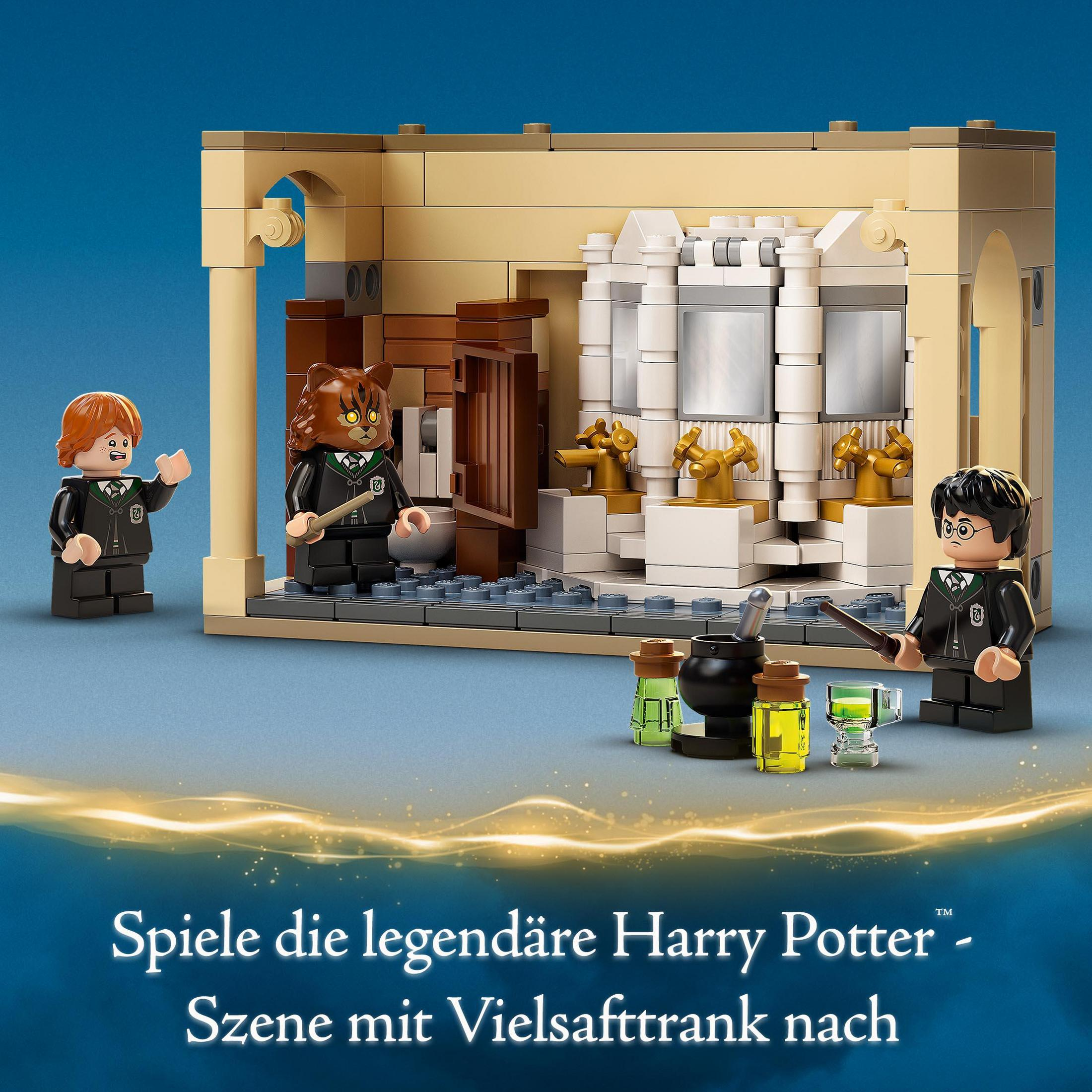 Lego-Szene von Harry Potter. Harry, Ron und eine katzenartige Figur in einer Schulumgebung.