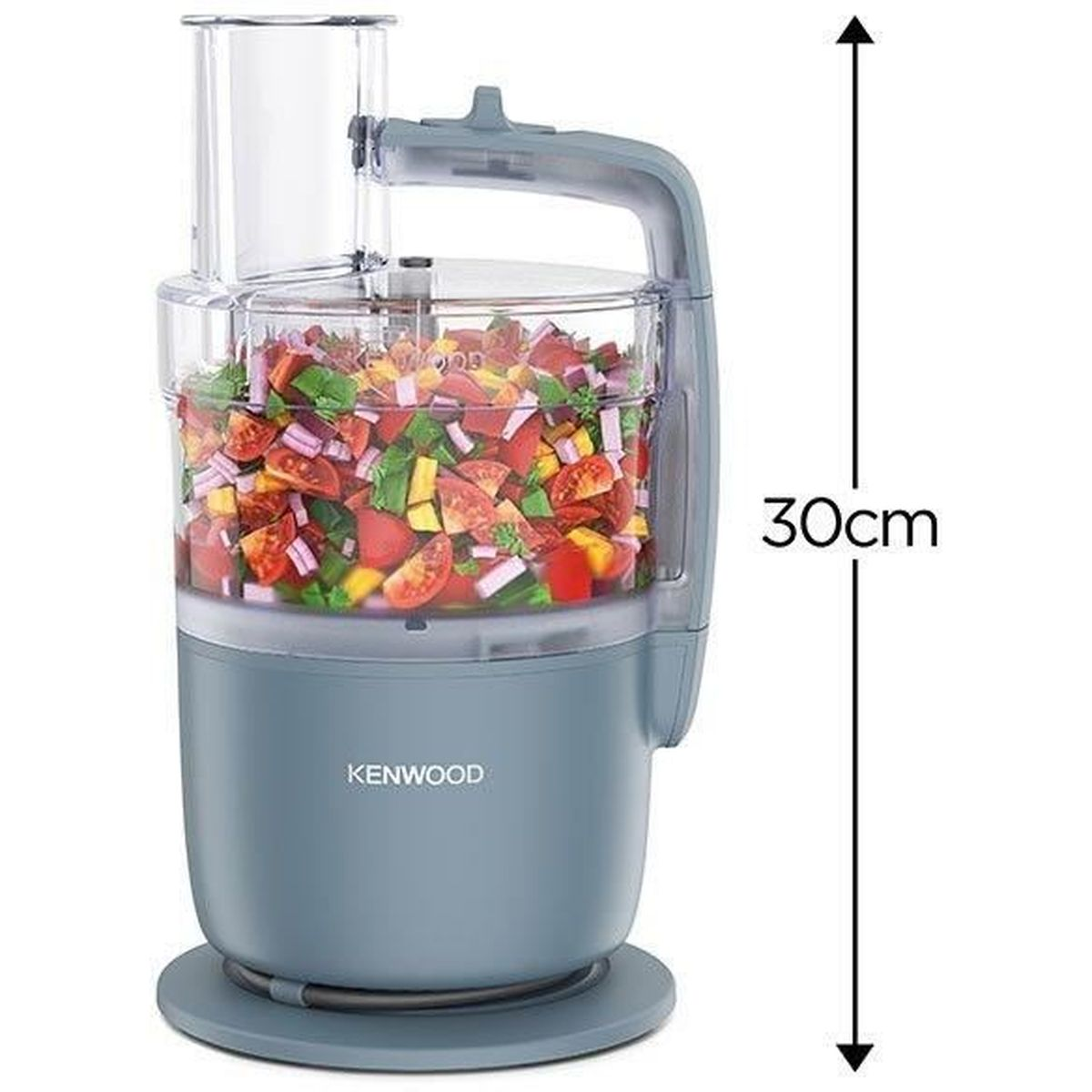 Robot da cucina Kenwood grigio, alto 30 cm, riempito con verdure tritate.