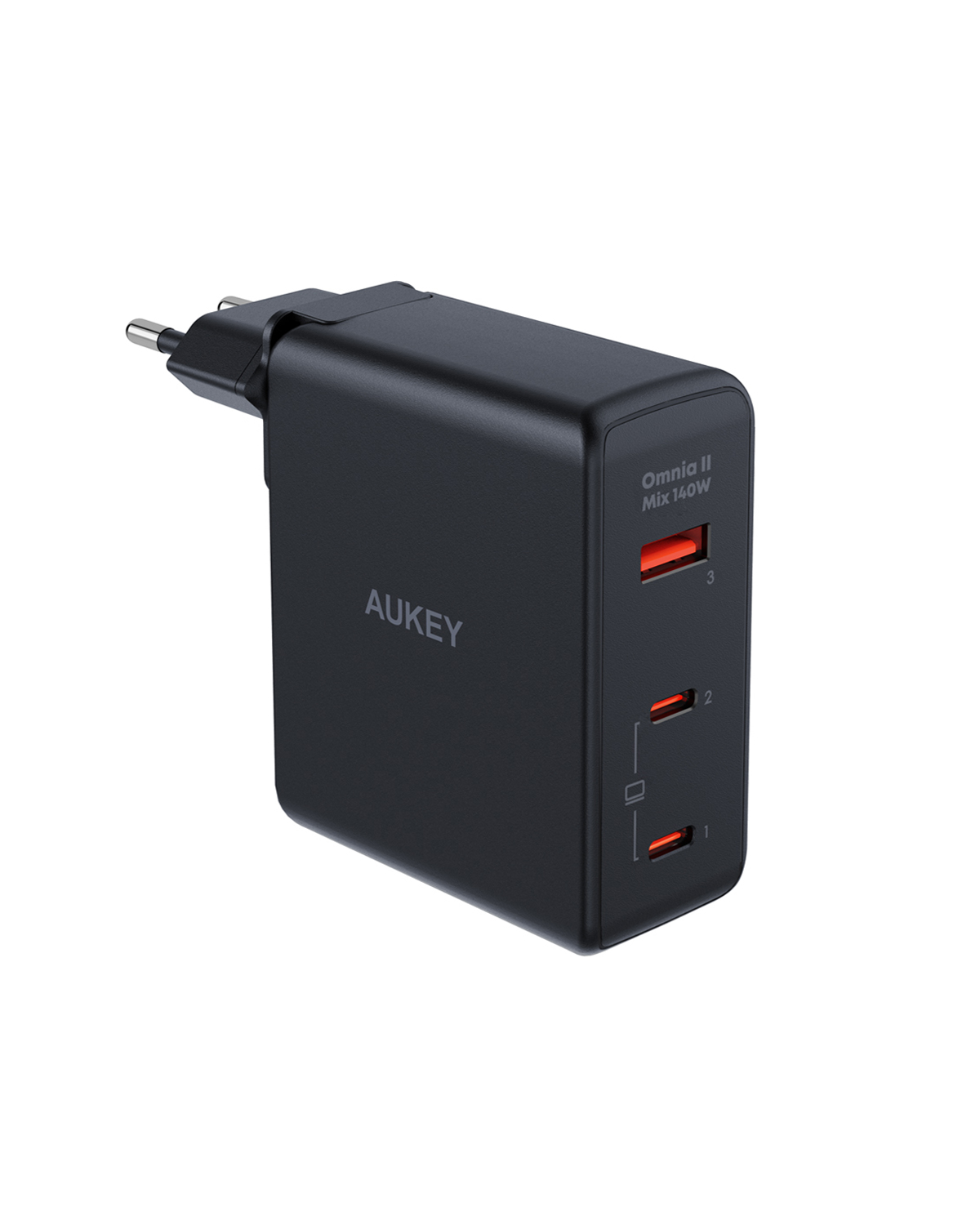 Ein schwarzes AUKEY-Ladegerät mit drei USB-Anschlüssen wird vor weißem Hintergrund gezeigt.